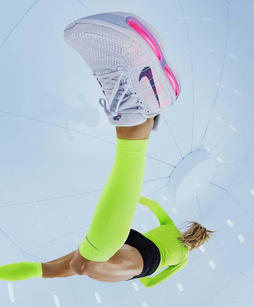 تسوق حذاء الجري الجديد نايكي فوميرو بريميوم 2025