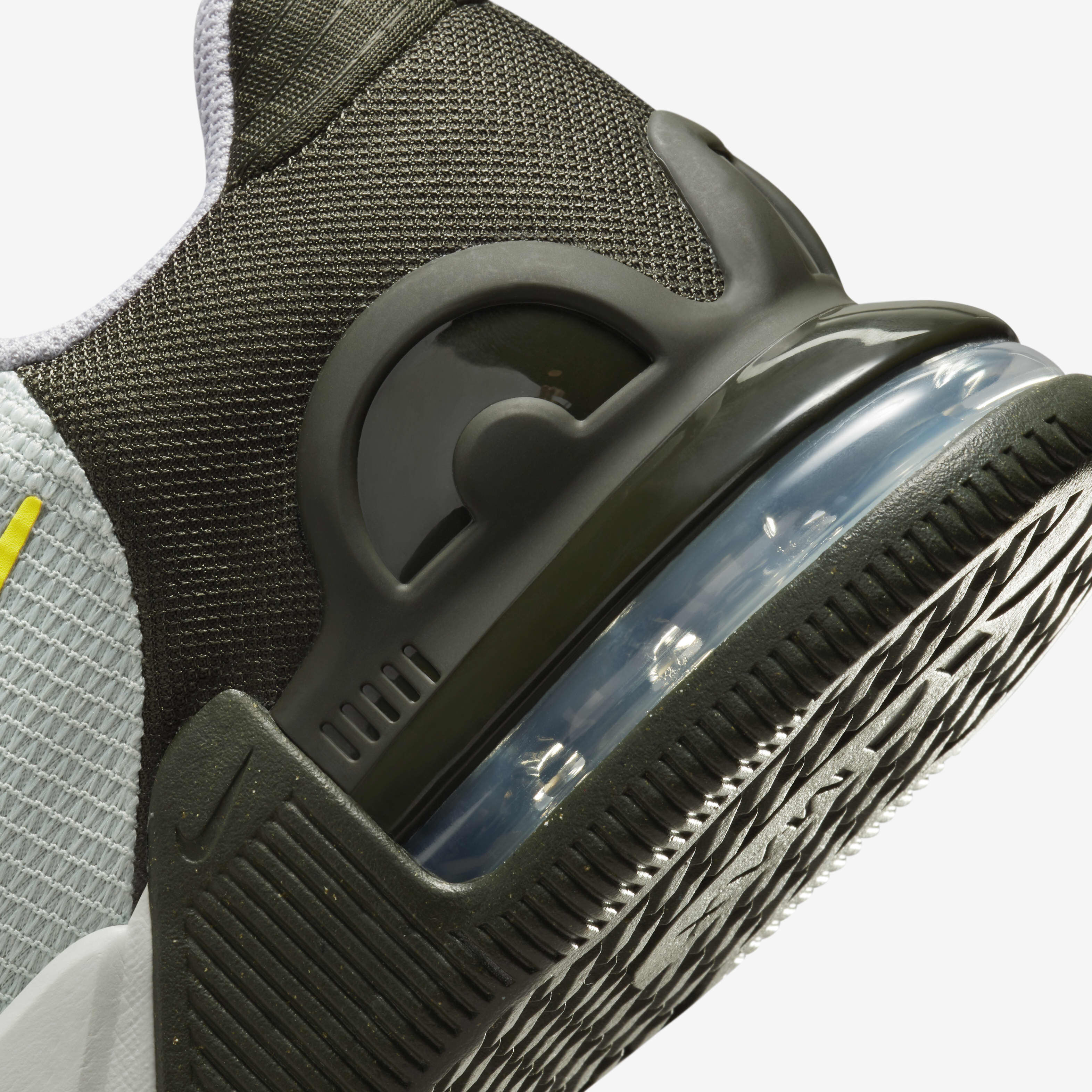 Nike Air Max Alpha Trainer 5 image number 7