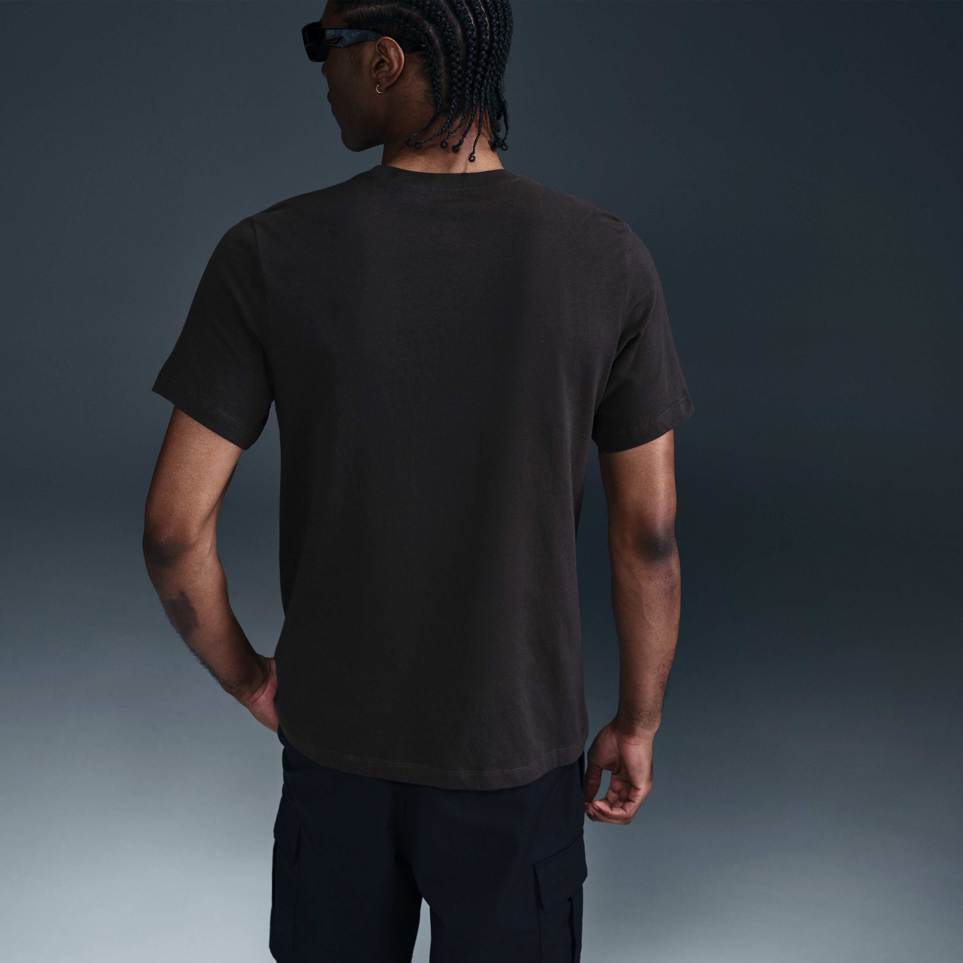 نايكي سبورتسوير image number 1