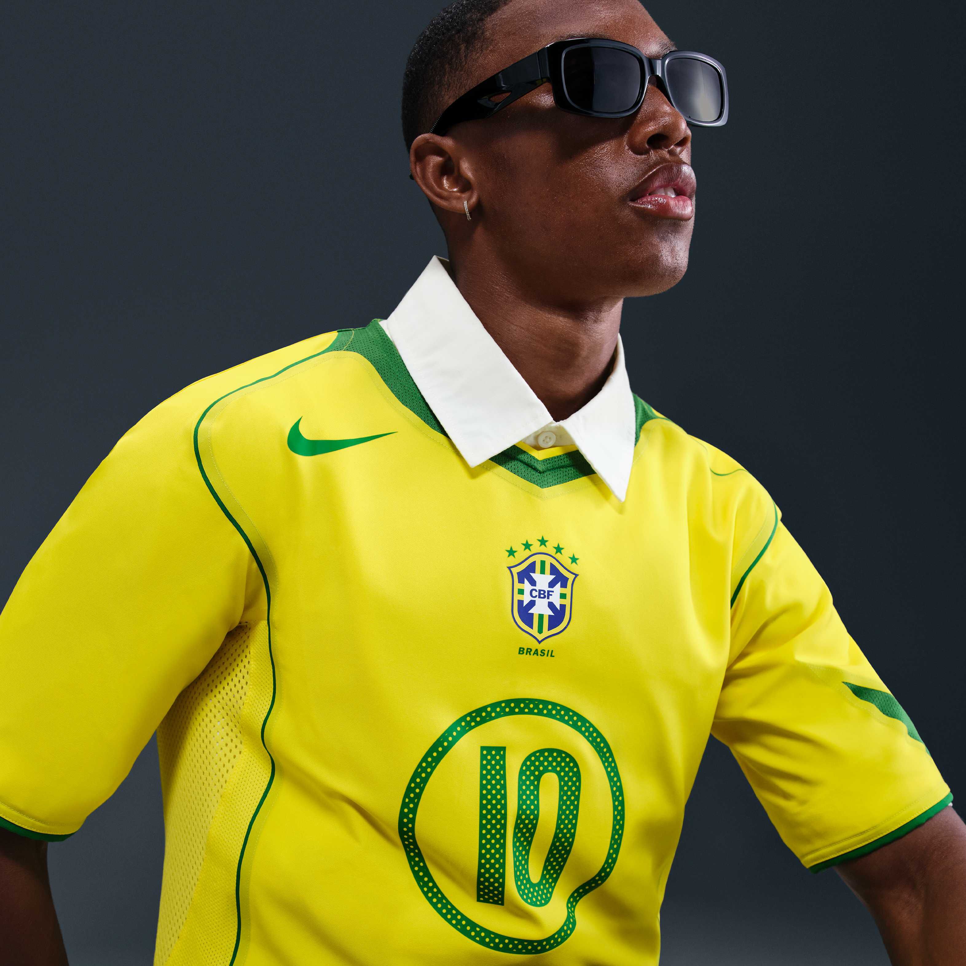 Buy Ronaldinho Brazil 2004 Total90 Reissue Men's Nike Football