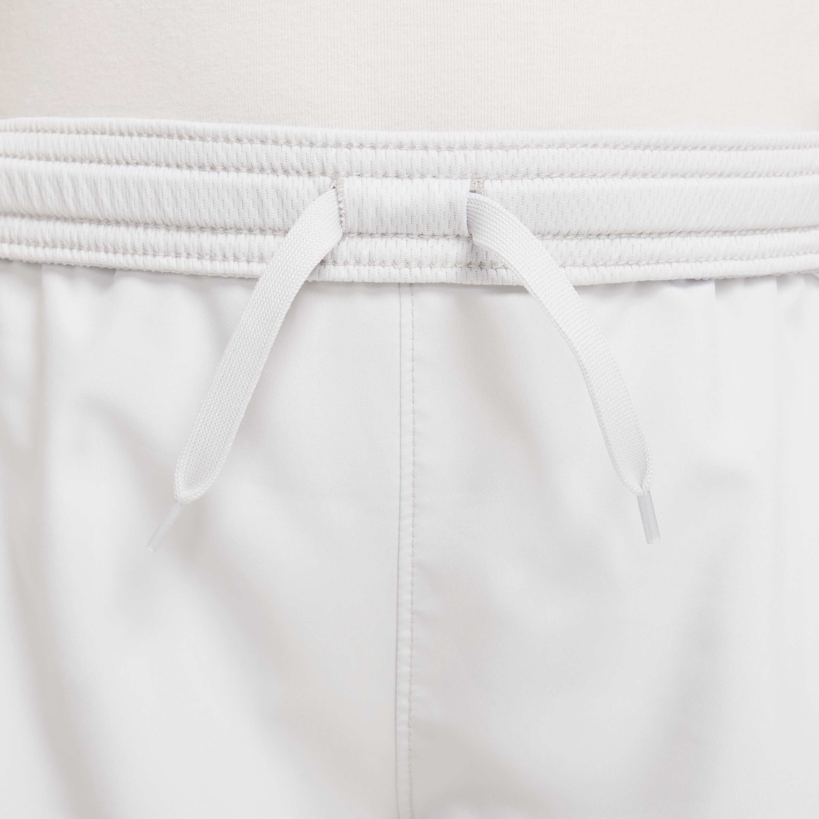 نايكي اكاديمي23 image number 4