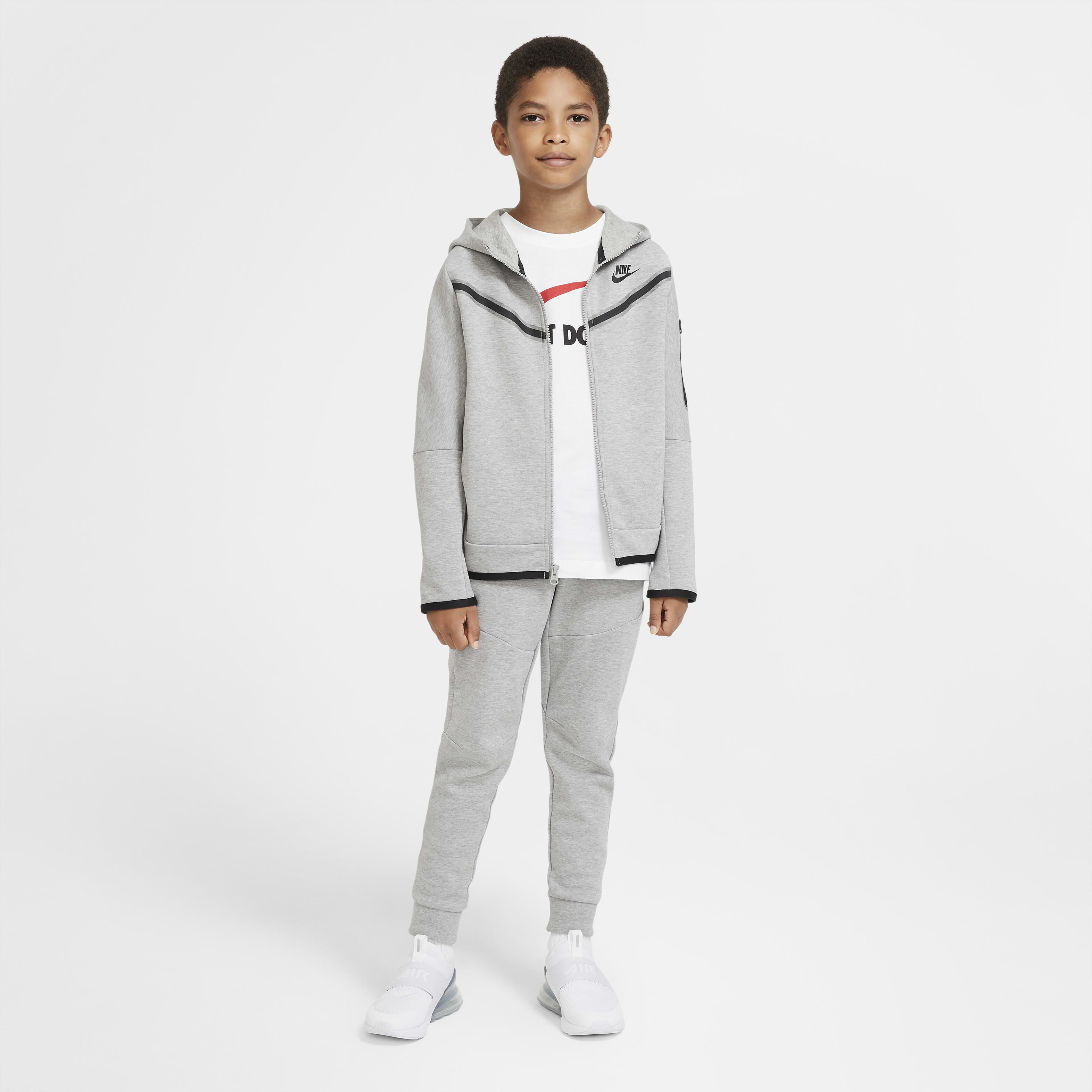 Nike Sportswear Tech Fleece image number 6