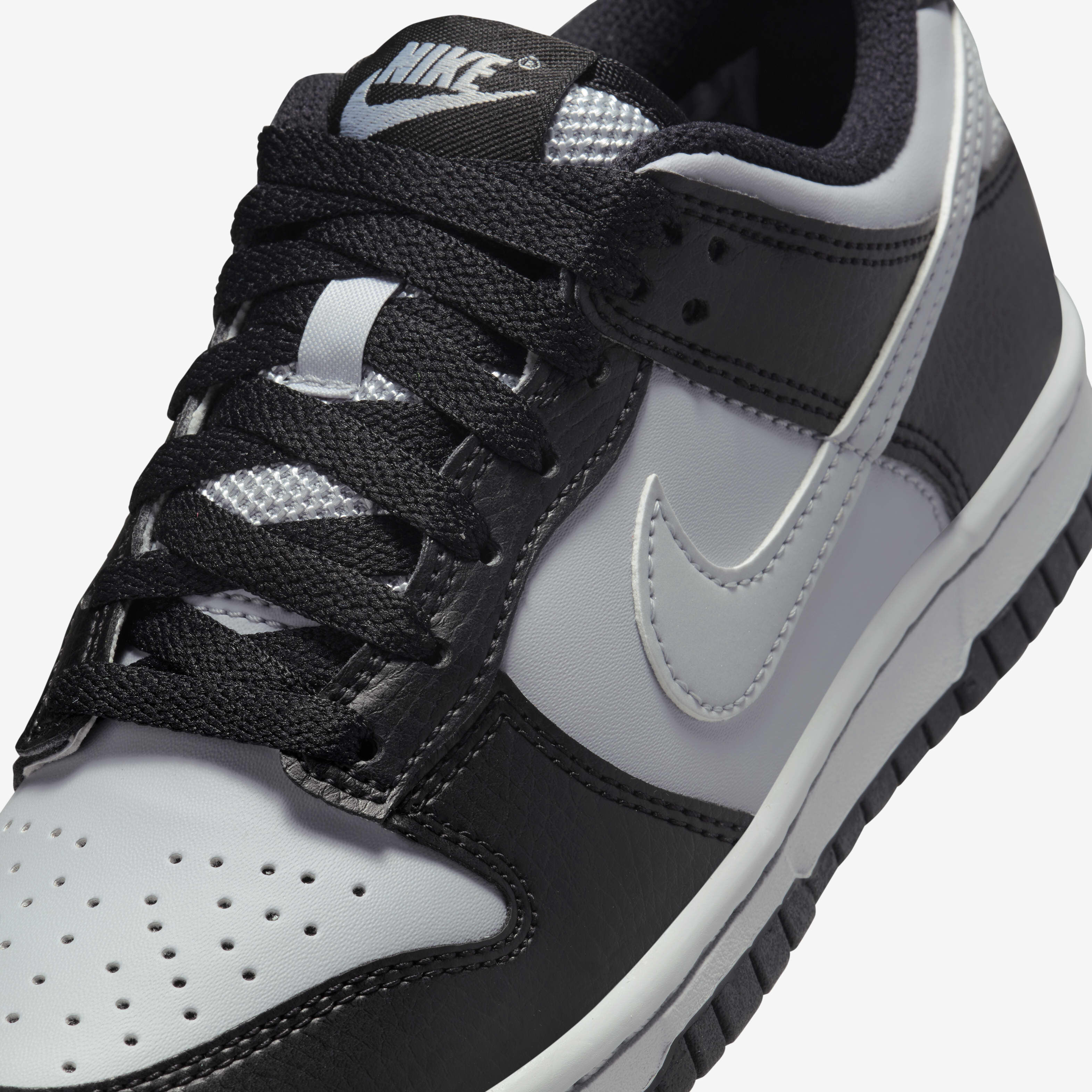 Nike Dunk Low image number 6
