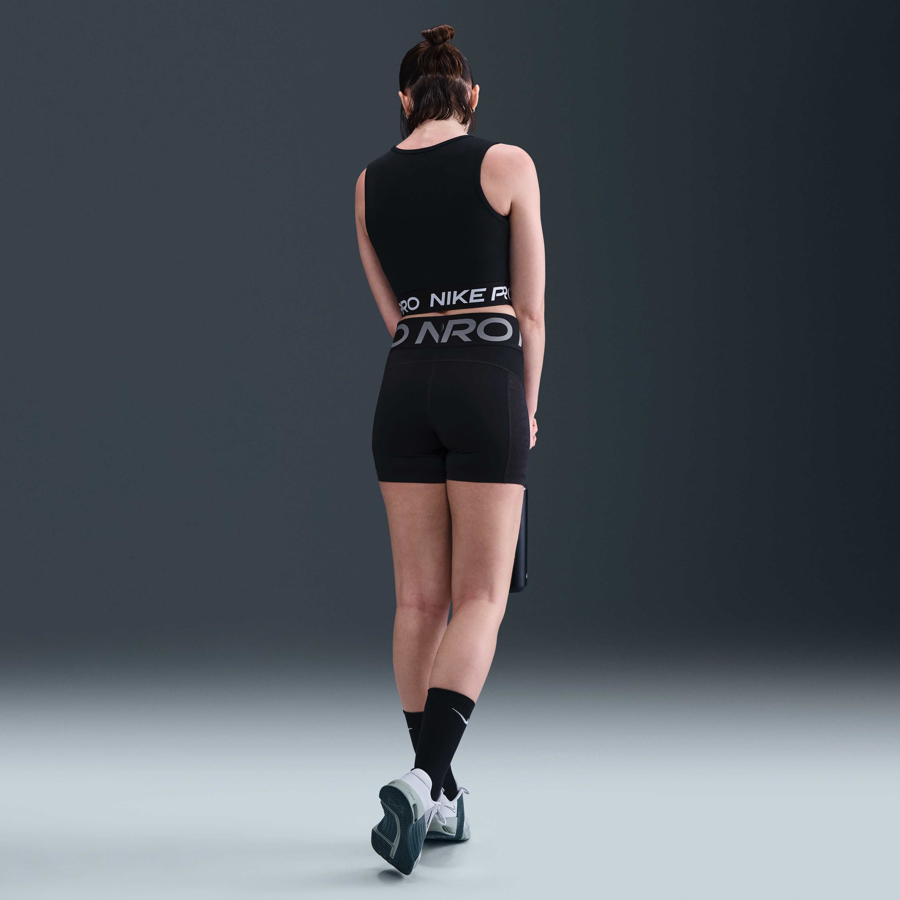 نايكي برو سكلبت image number 3