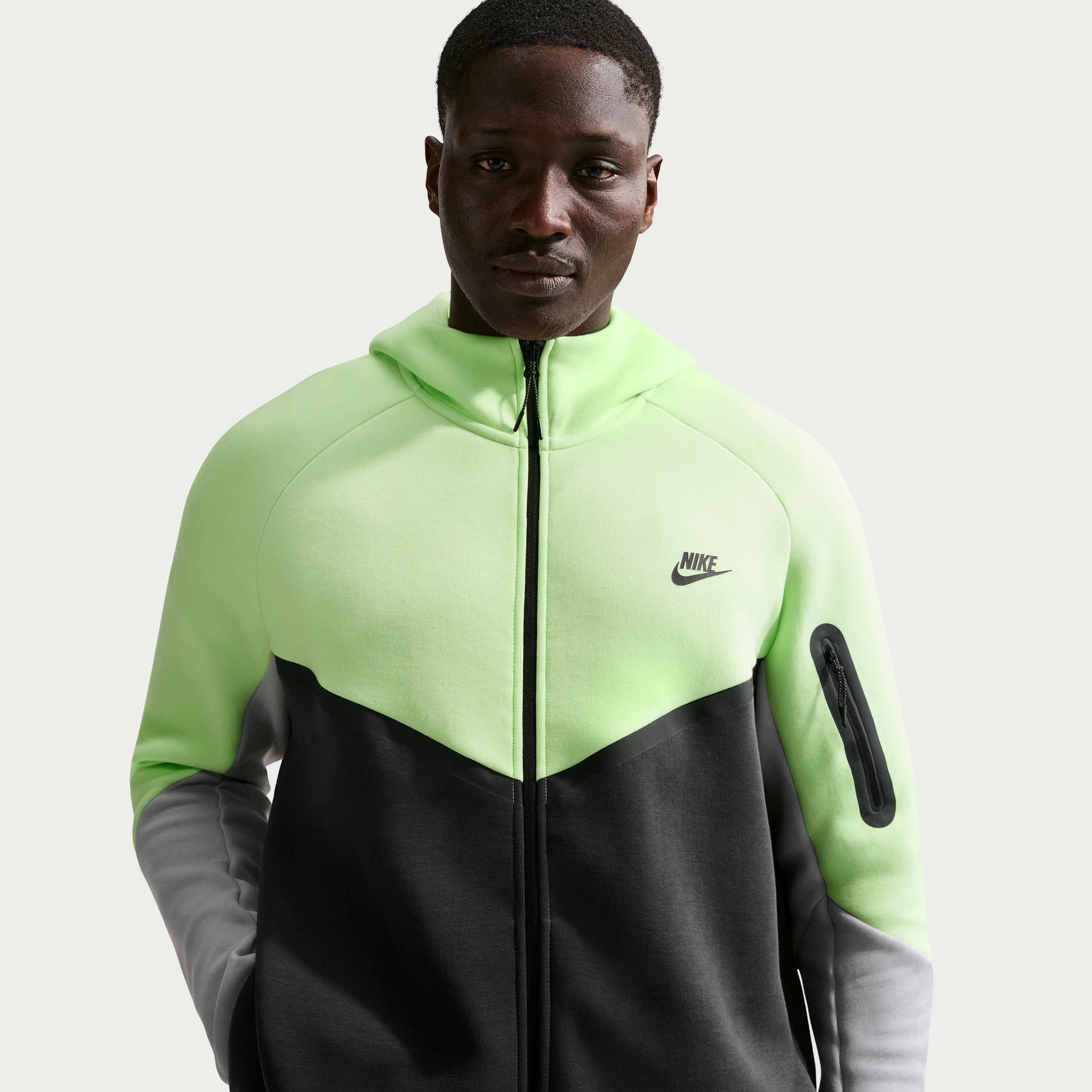 Nike Tech image number 5