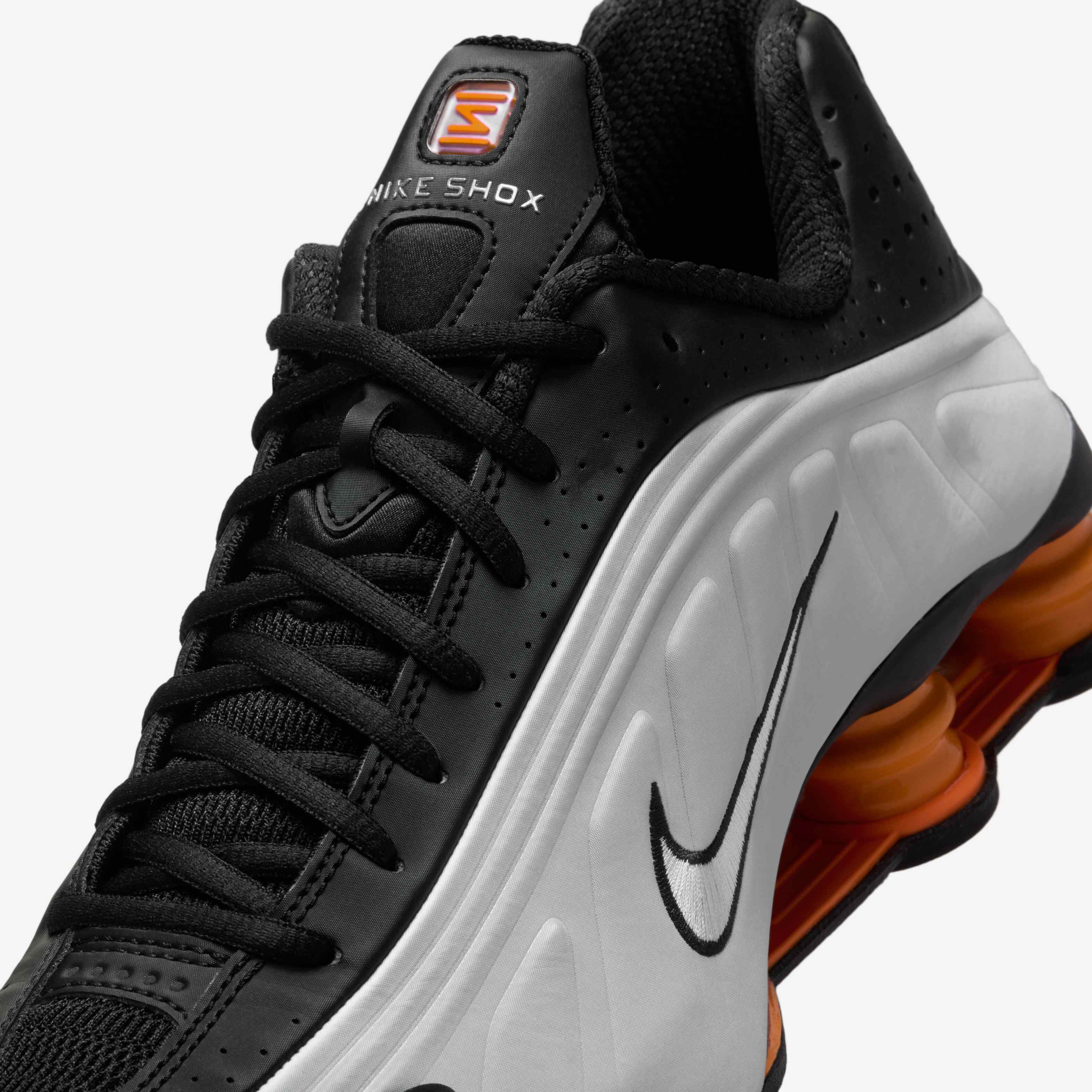 Nike Shox R4 image number 6