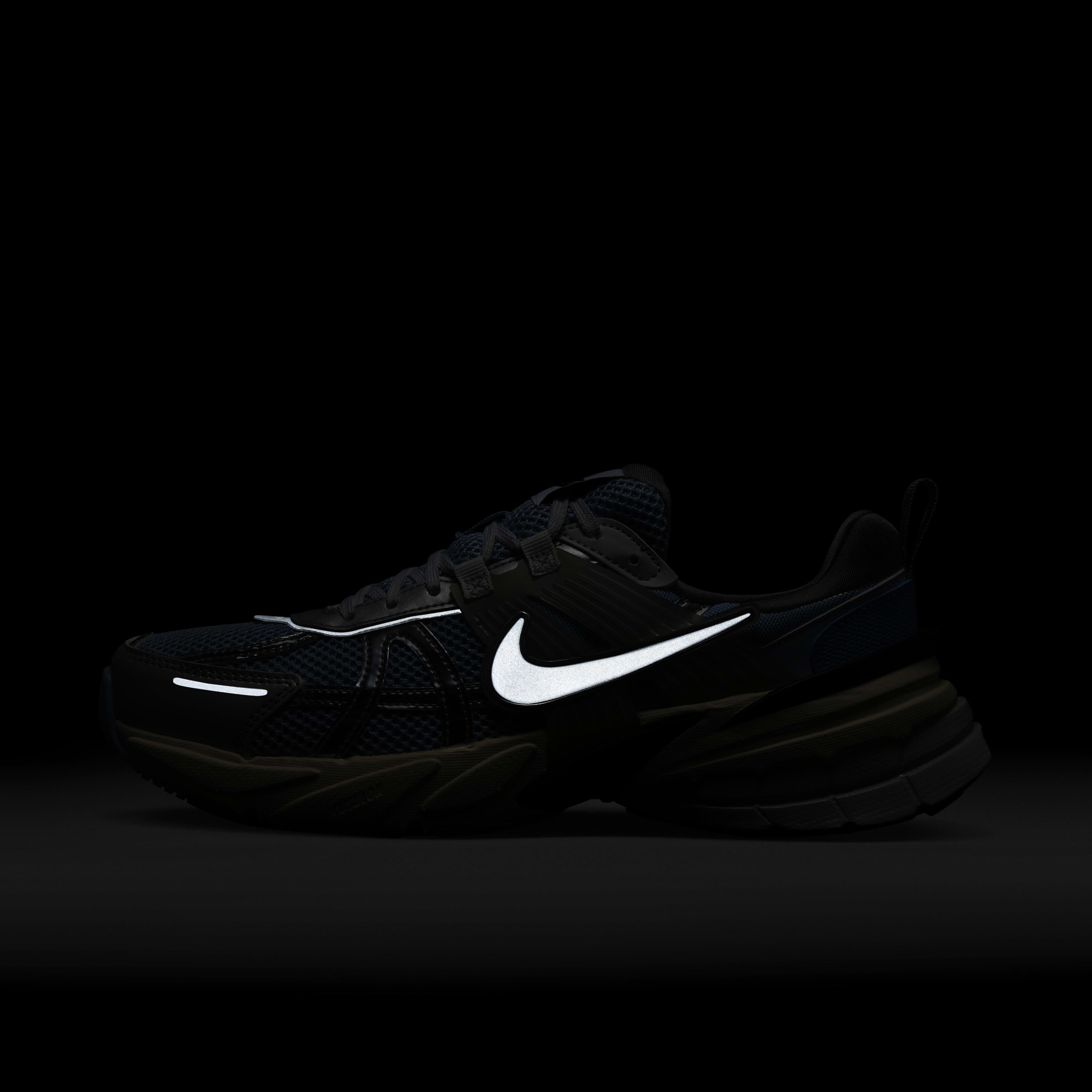 Buy Nike V2K Run Shoes - Psychic Blue/Black/Blue Tint/Metallic Silver | Nike  Kuwait Official