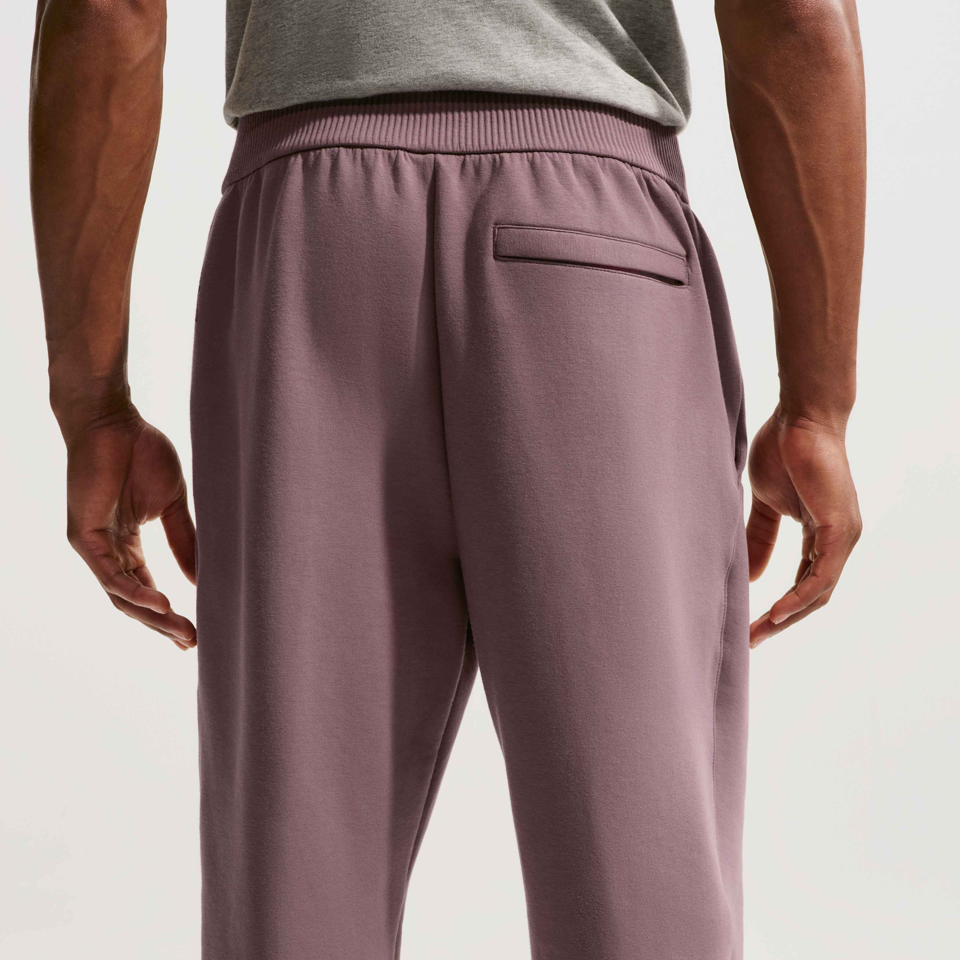 نايكي 24.7 امبوسبلي سوفت image number 2