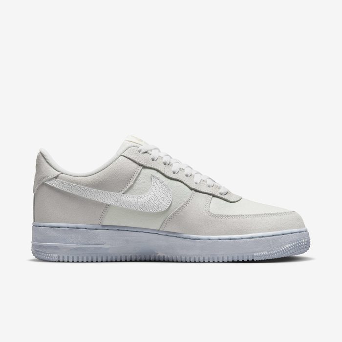 Nike Air Force 1 '07 LV8 EMB image number 3 Nike Air Force 1 '07 LV8 EMB image number 3