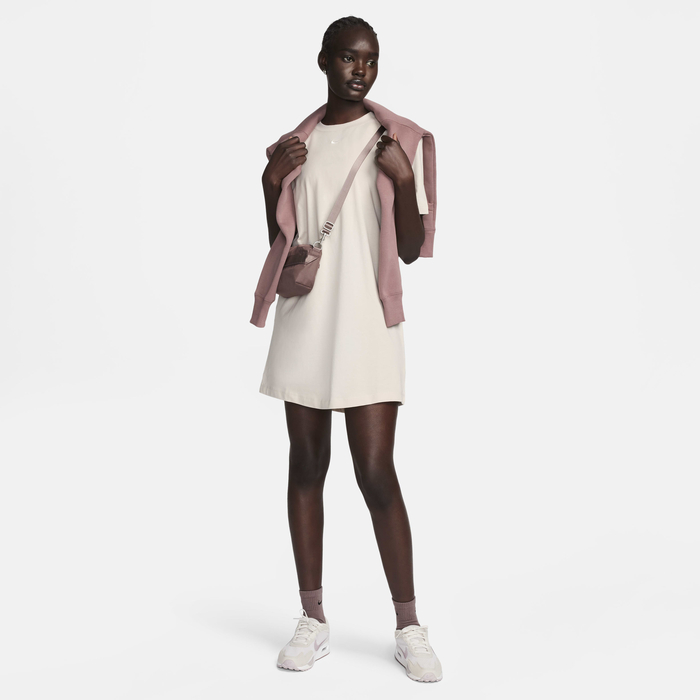 نايكي سبورتسوير تشيل نت image number 4 نايكي سبورتسوير تشيل نت image number 4