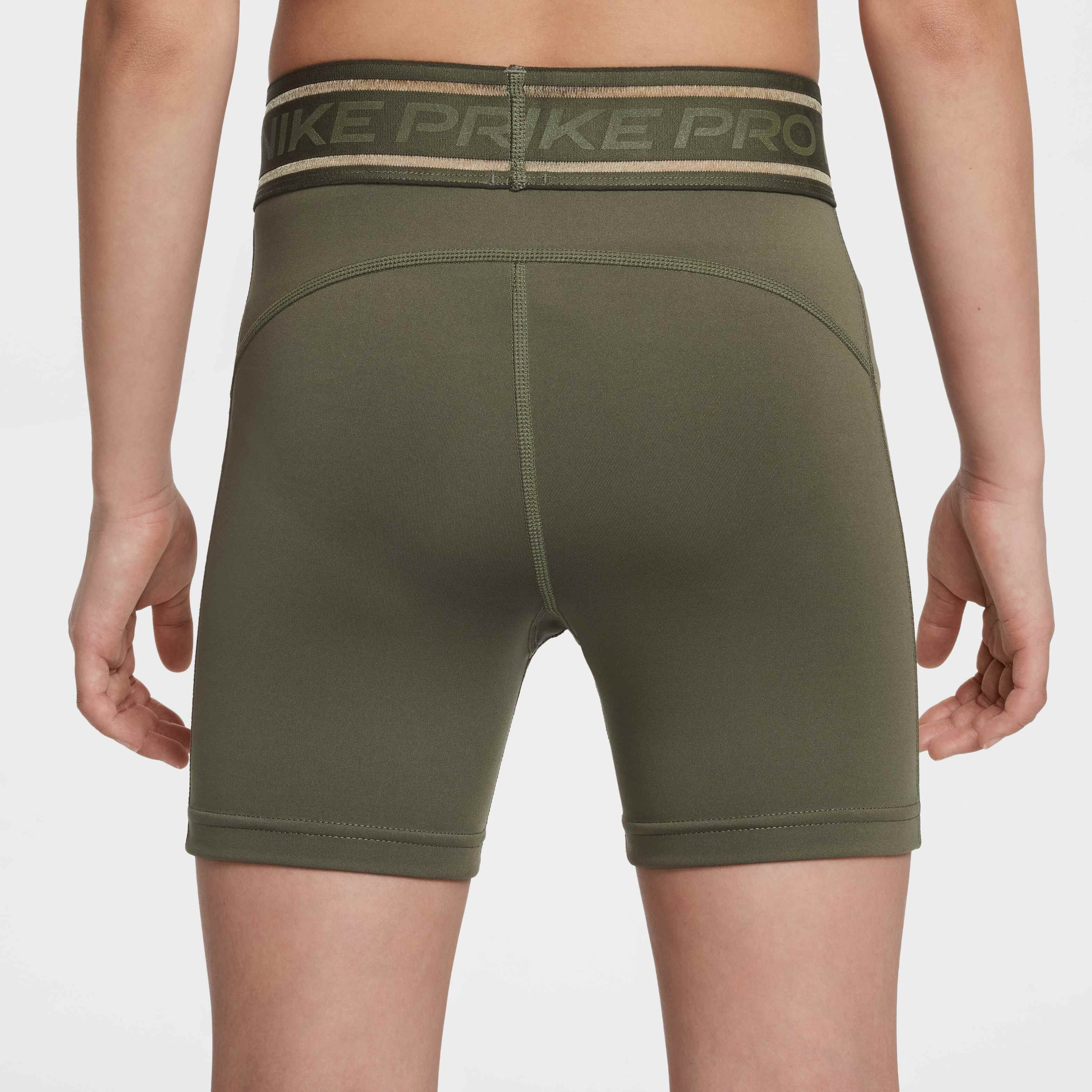 نايكي برو image number 2