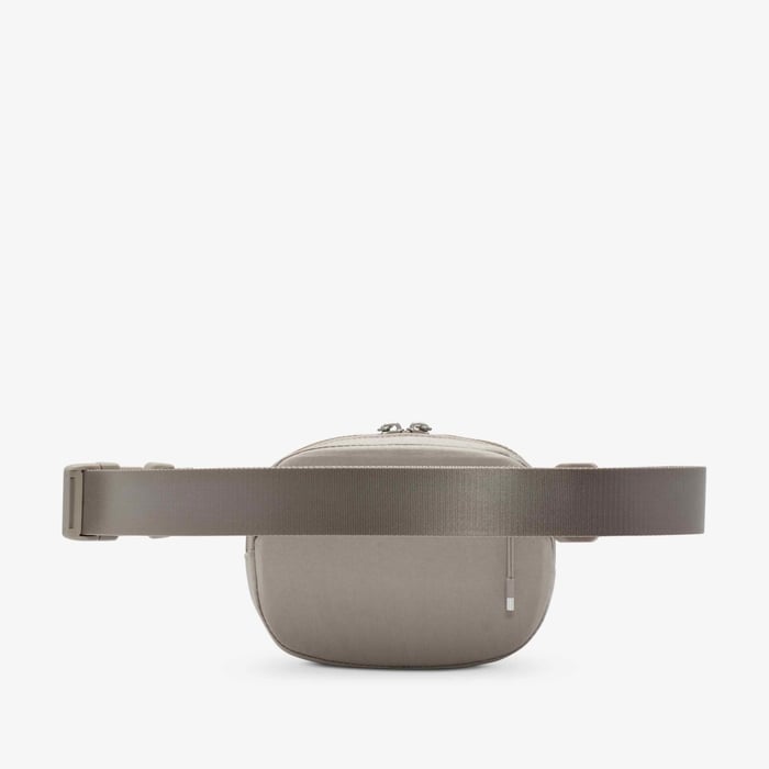 Nike Aura image number 2 Nike Aura image number 2