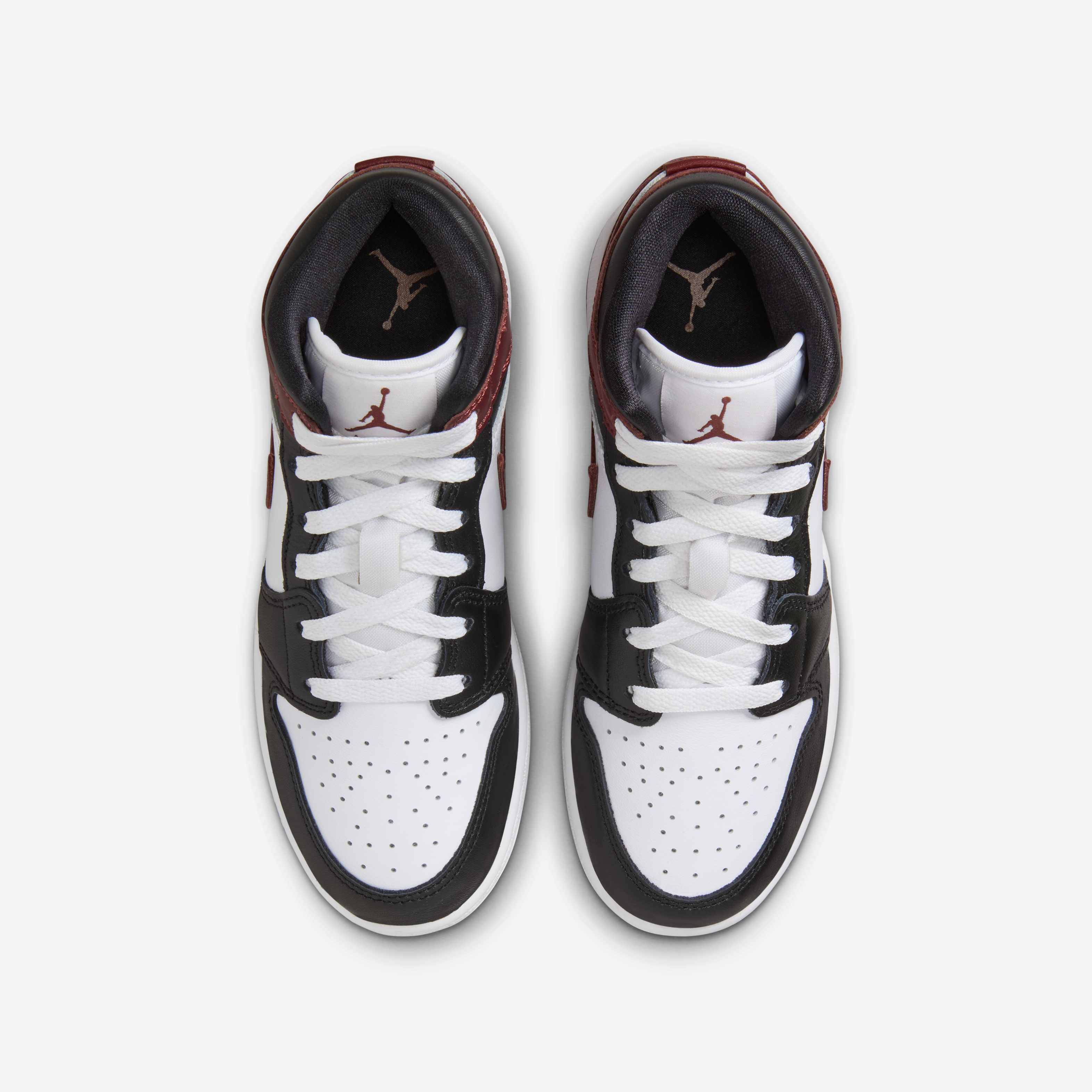 Air Jordan 1 Mid SE image number 3
