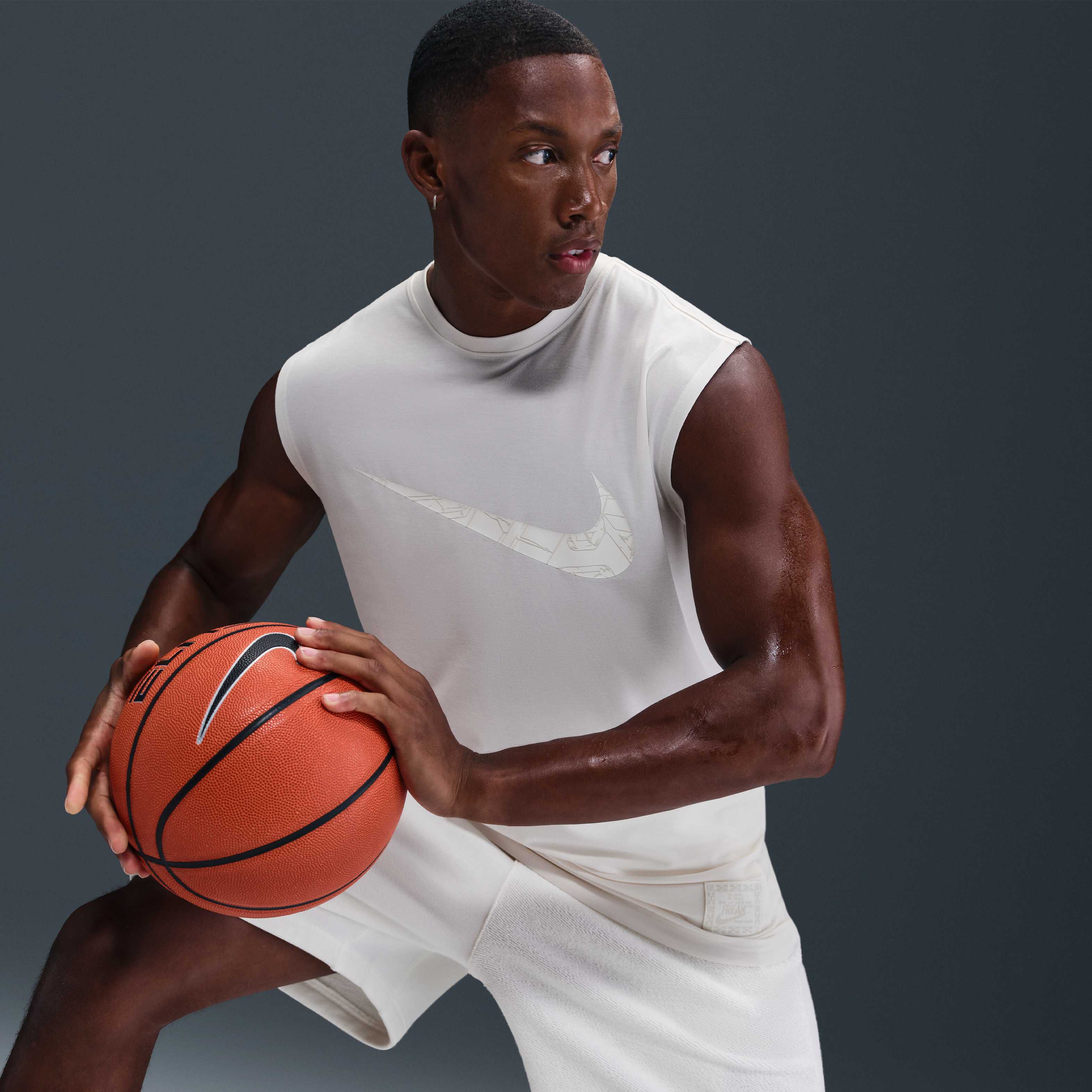 Giannis image number 2