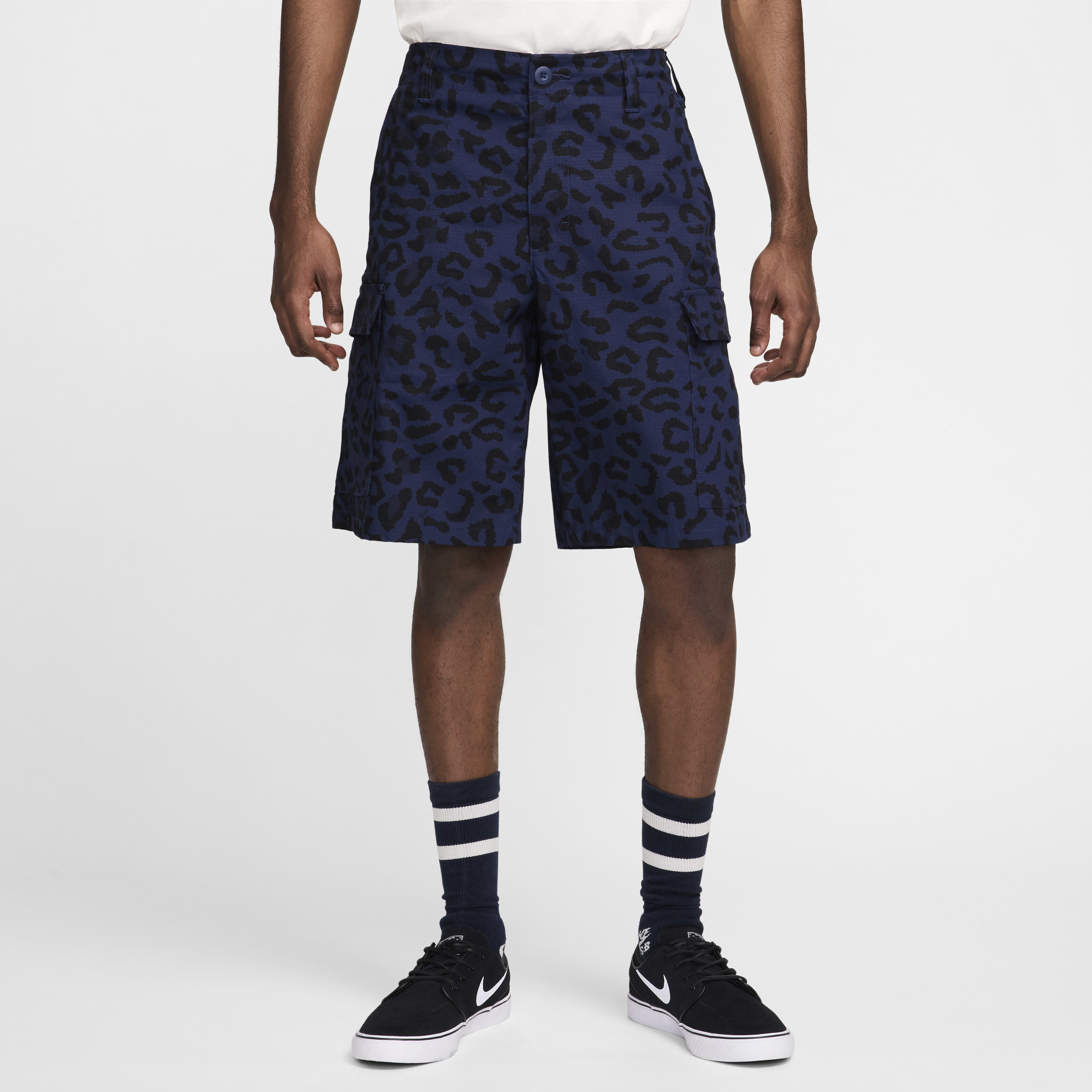 Nike sb grey shorts cheap