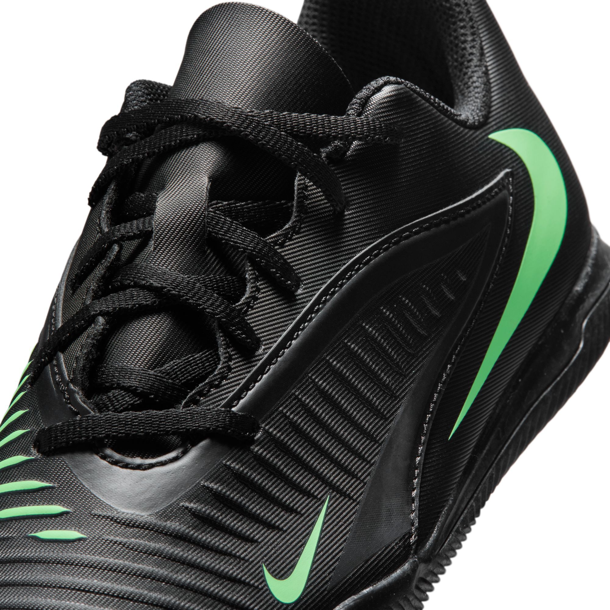 Nike Jr. Phantom 6 Low Club image number 5