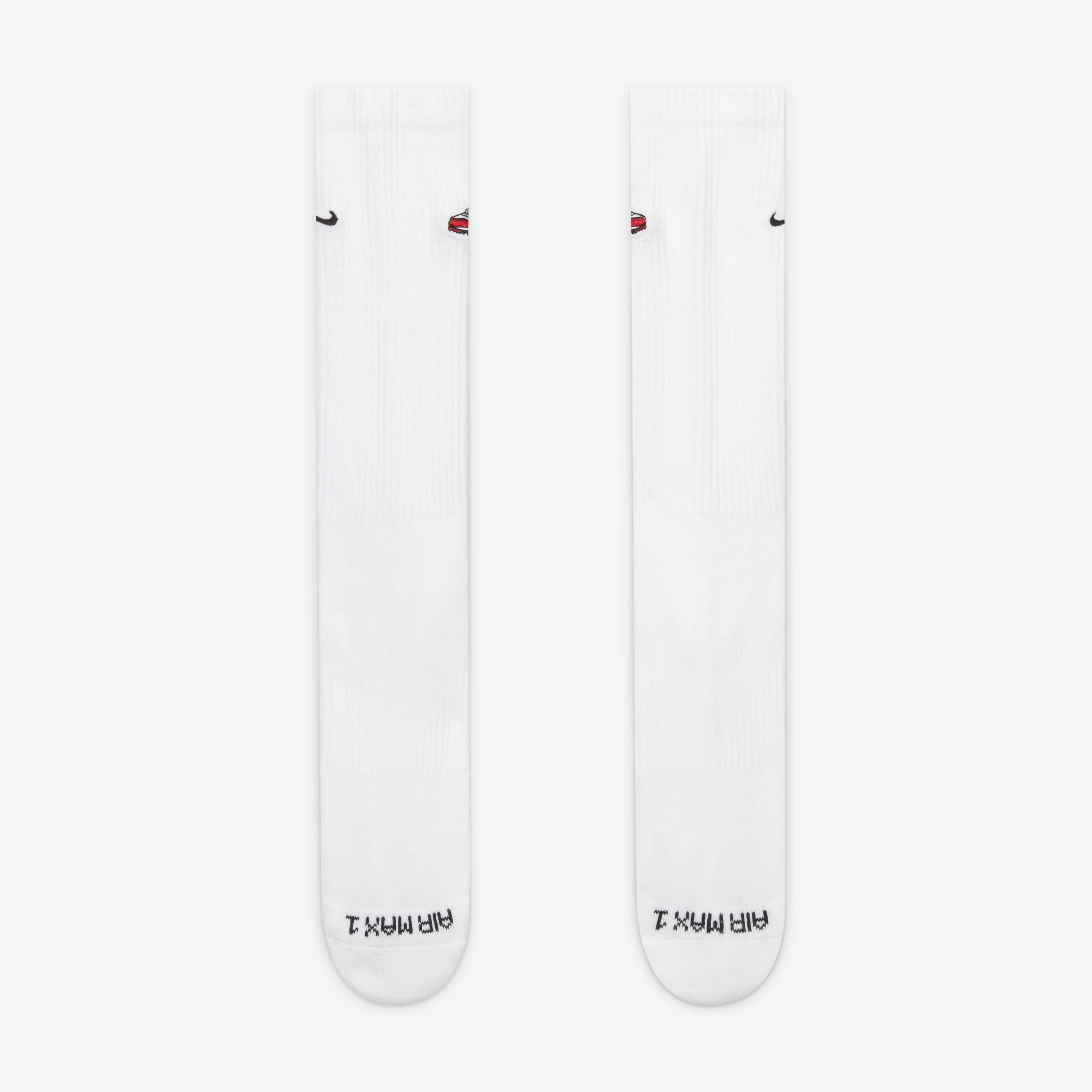 نايكي افريداي بلاس image number 1