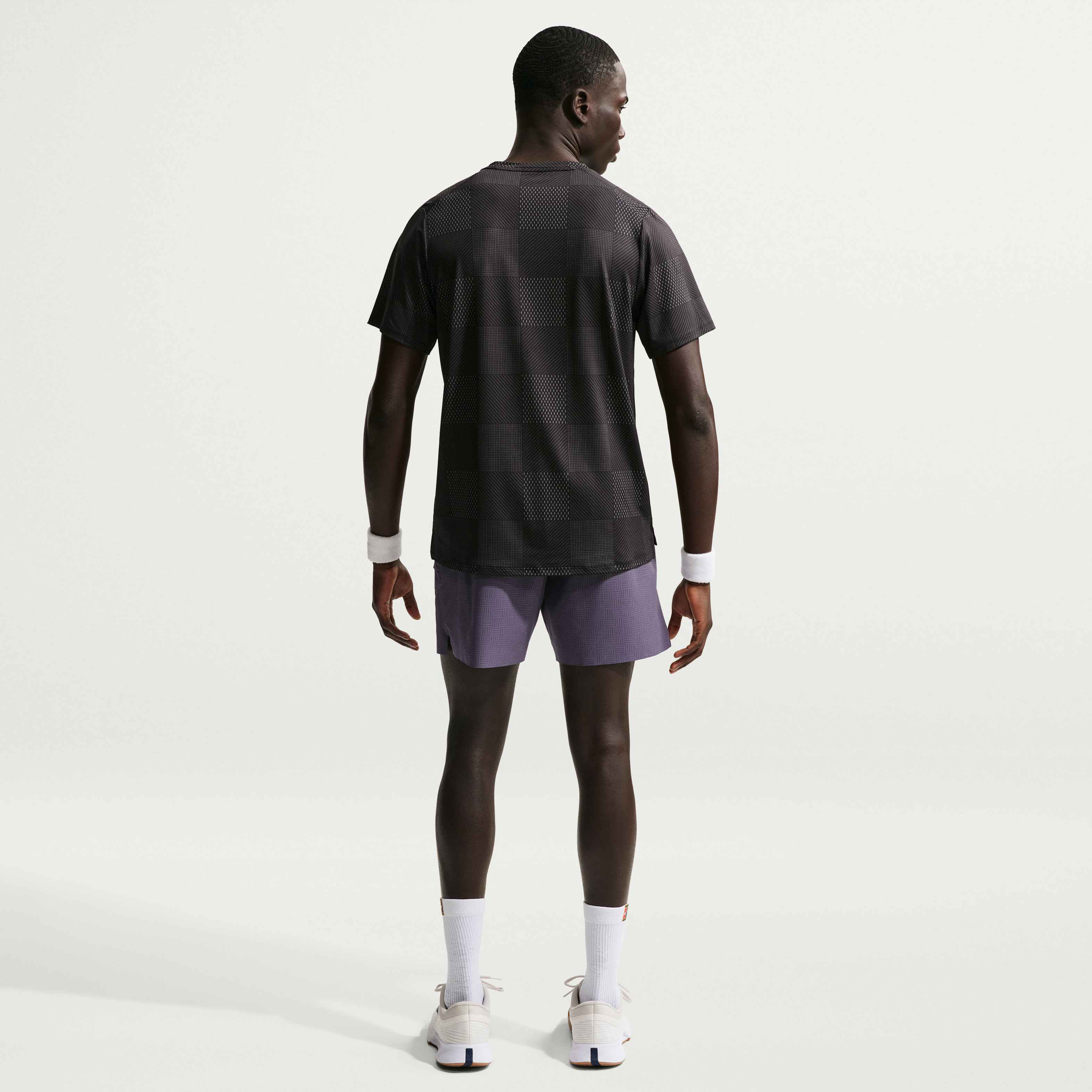 NikeCourt Advantage image number 4