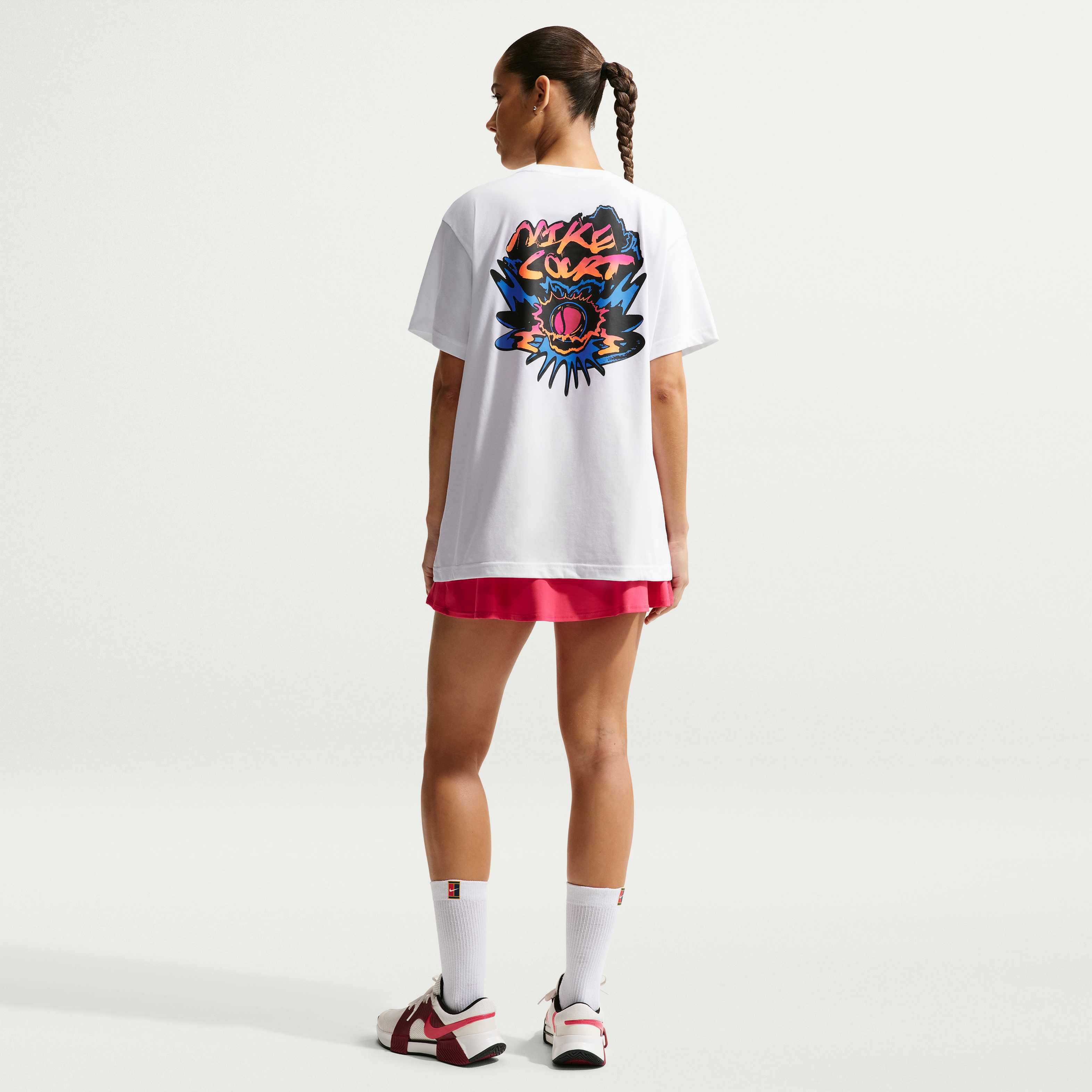 نايكي سلام image number 4