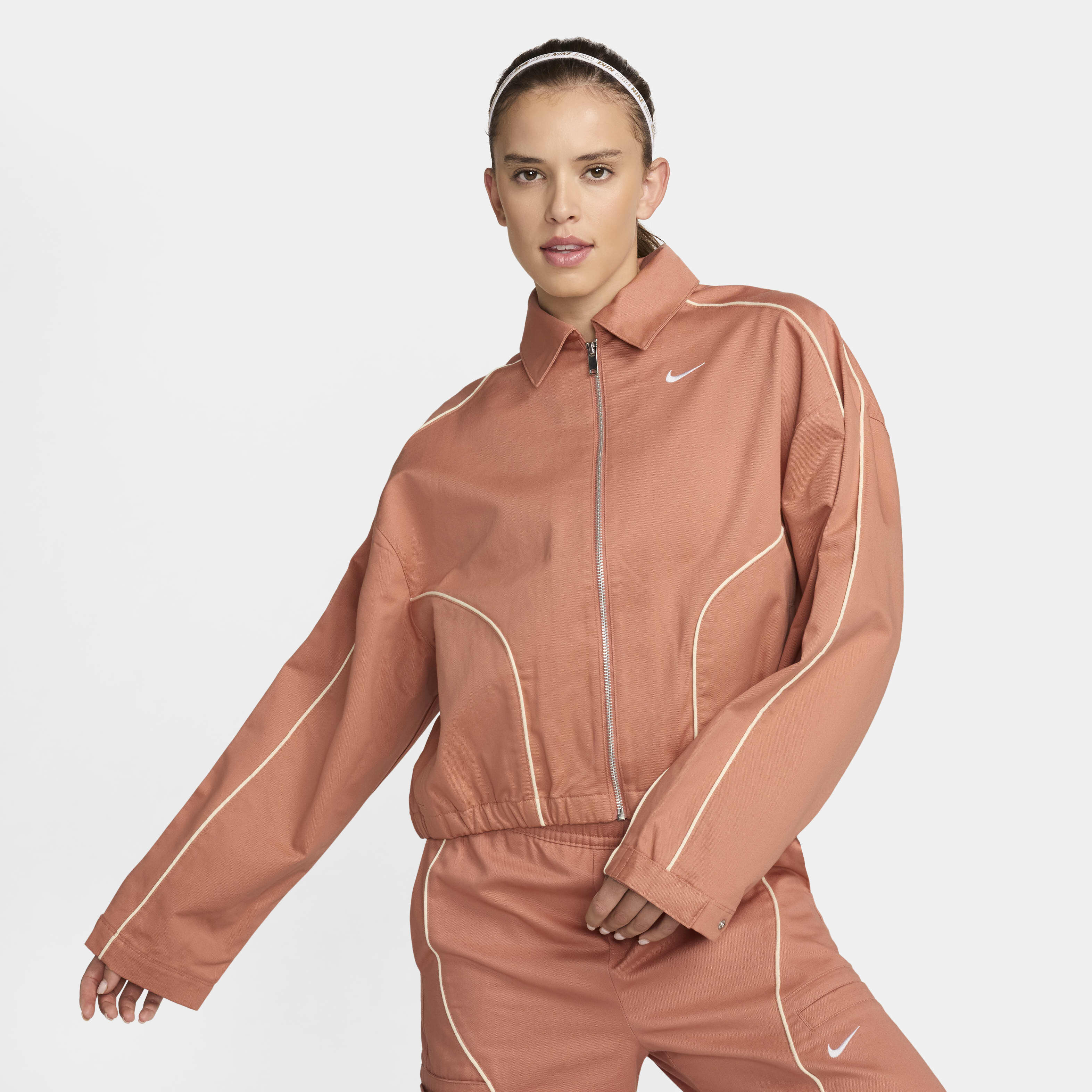 نايكي سبورتسوير image number 0