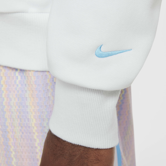 LeBron Standard Issue image number 5 LeBron Standard Issue image number 5