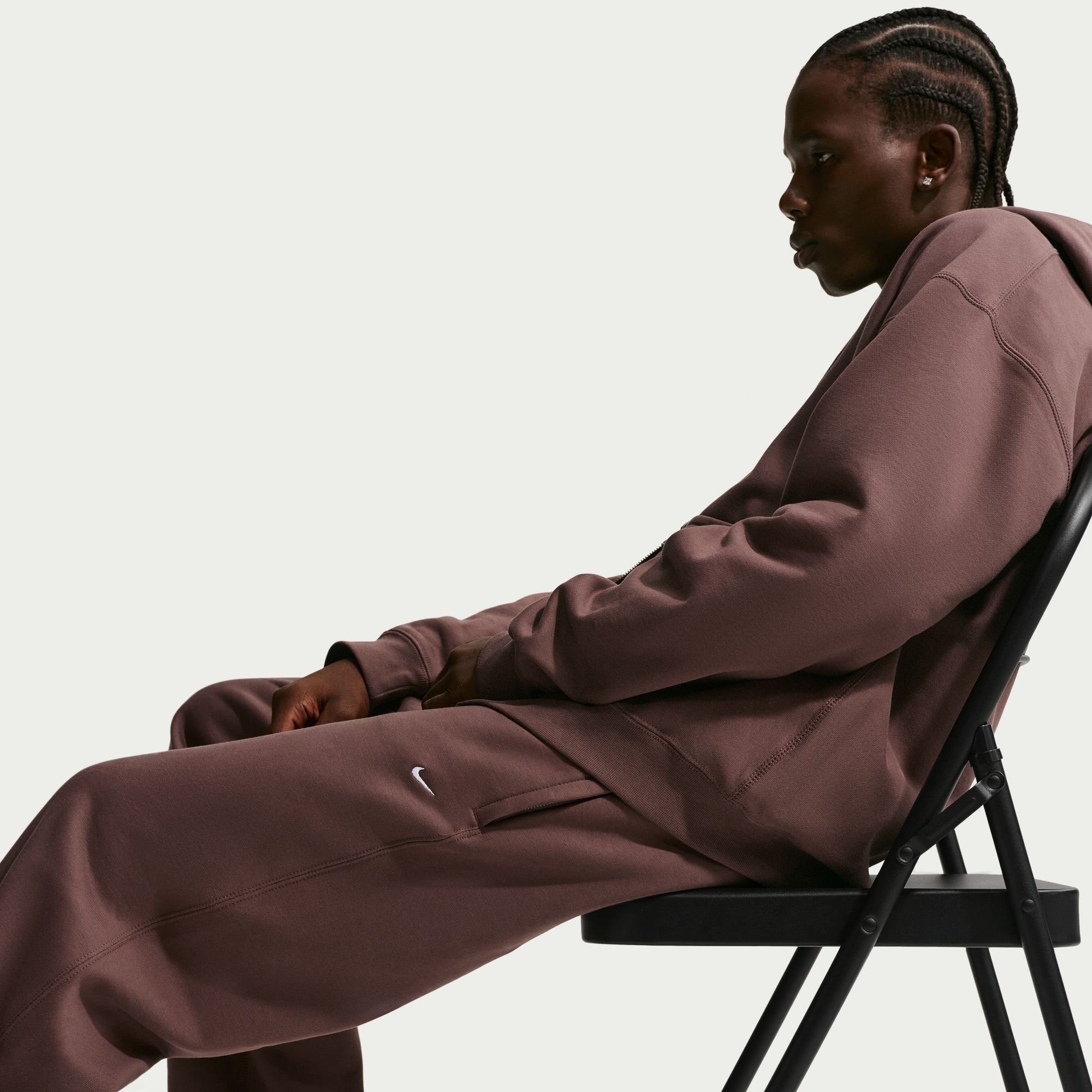 Nike Solo Swoosh image number 0