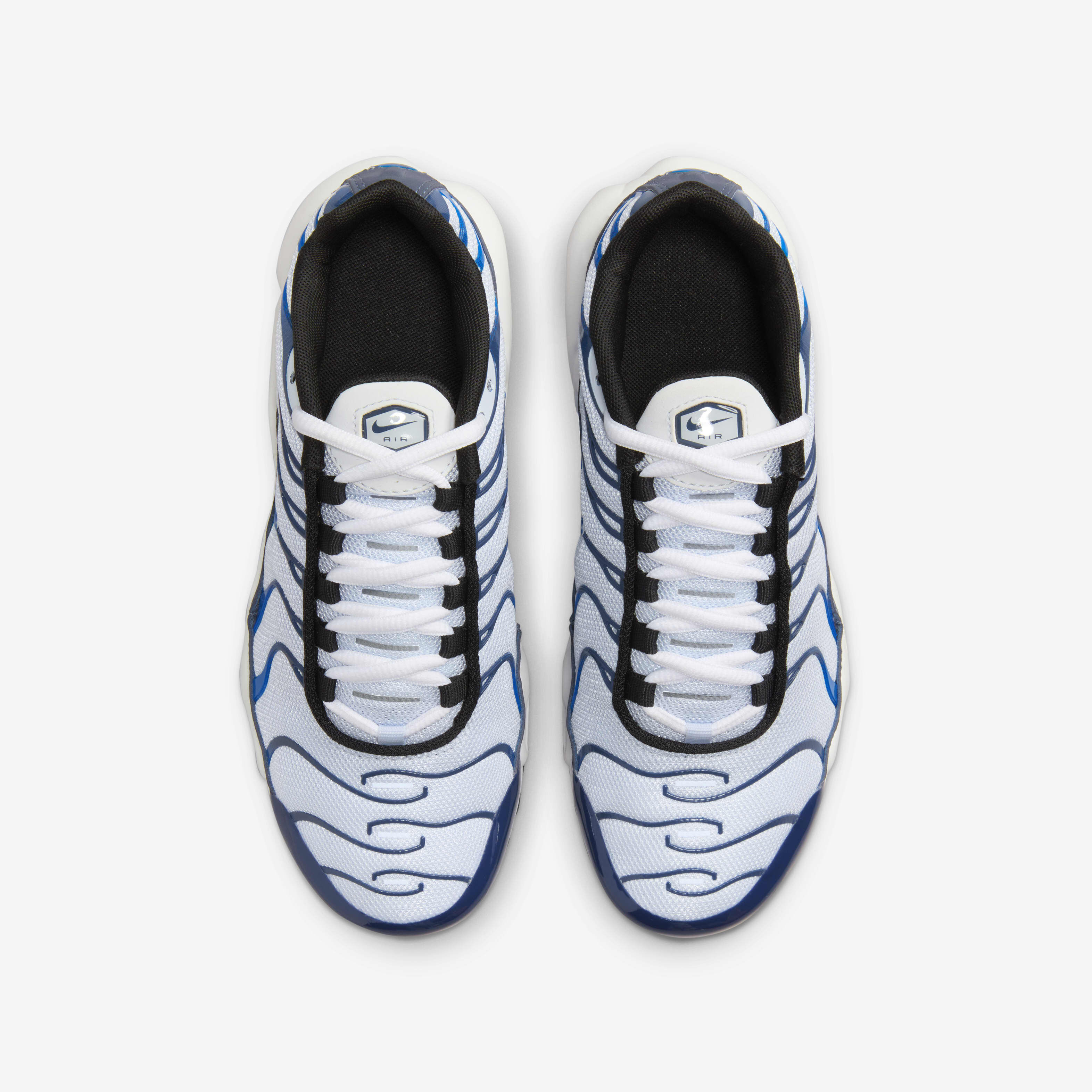 Nike Air Max Plus image number 3