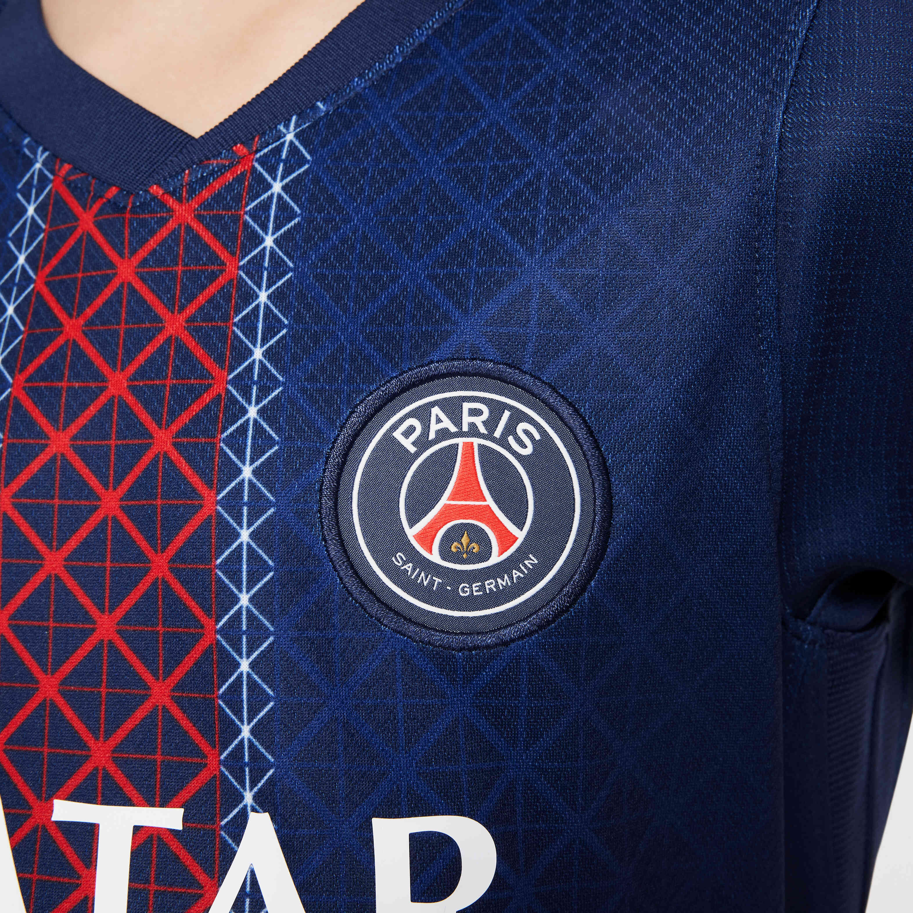 Paris Saint-Germain 2025/26 Stadium Home image number 6
