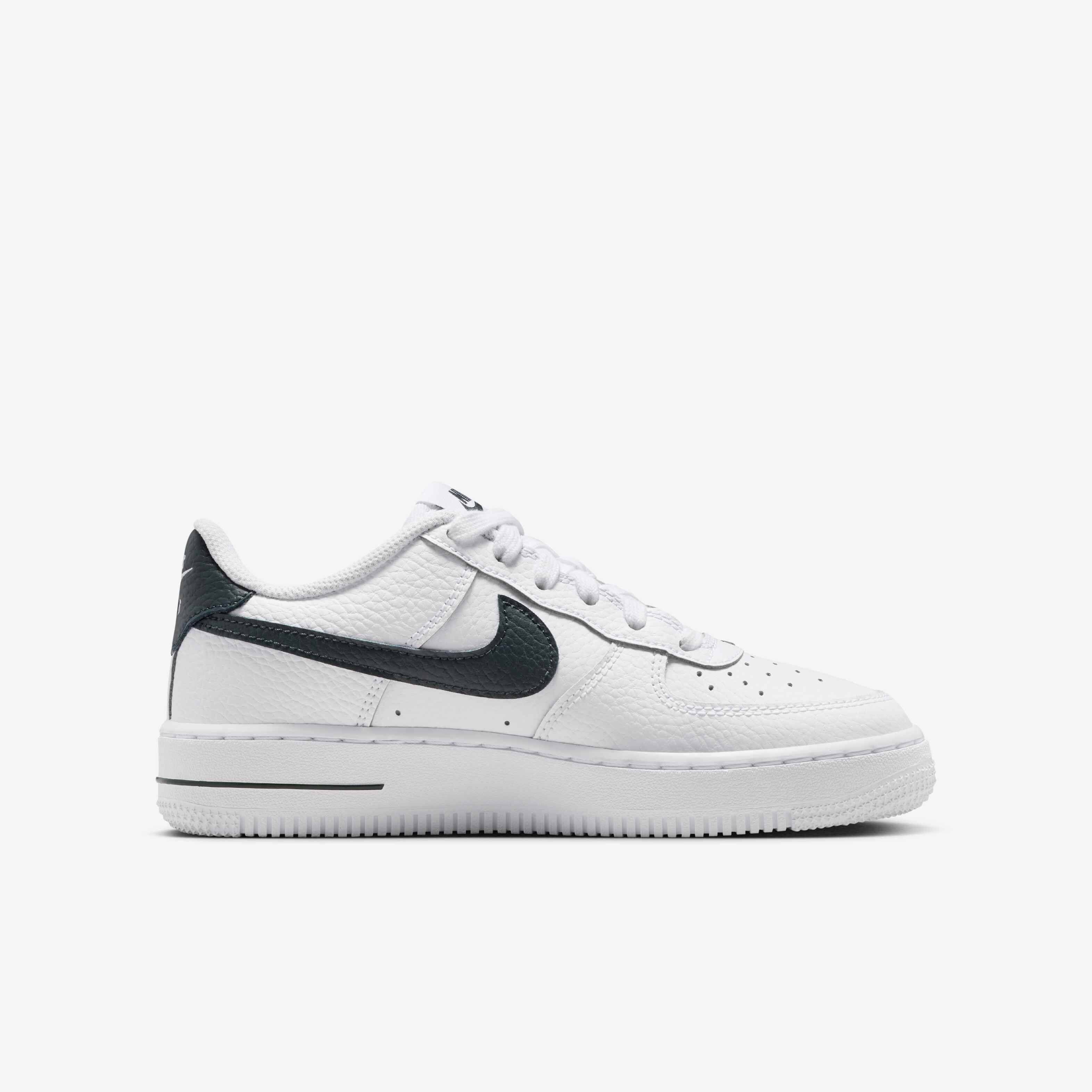 Nike Air Force 1 image number 2