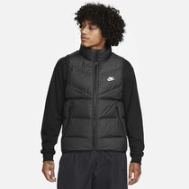 Nike Storm-FIT Windrunner
