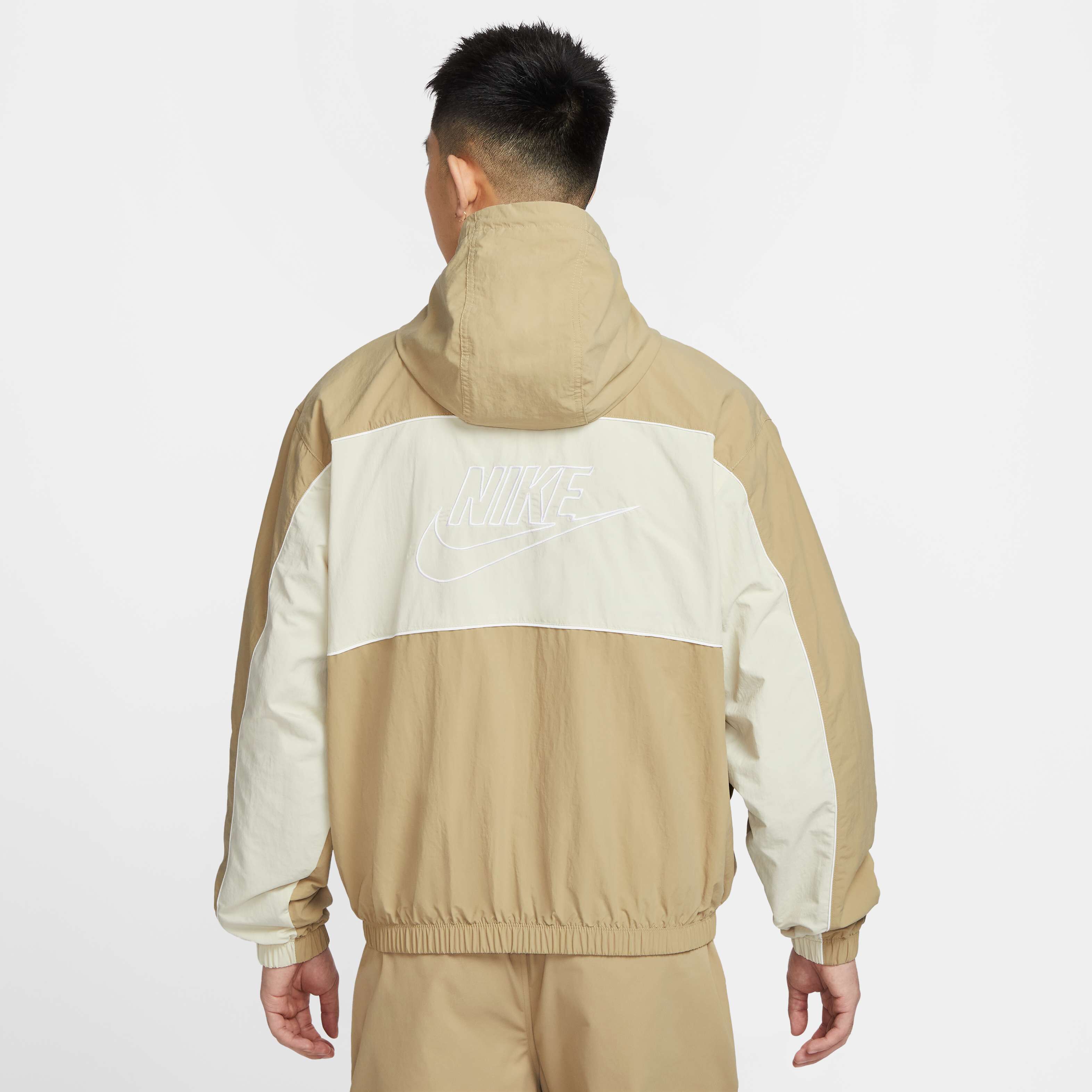 نايكي كلوب image number 1