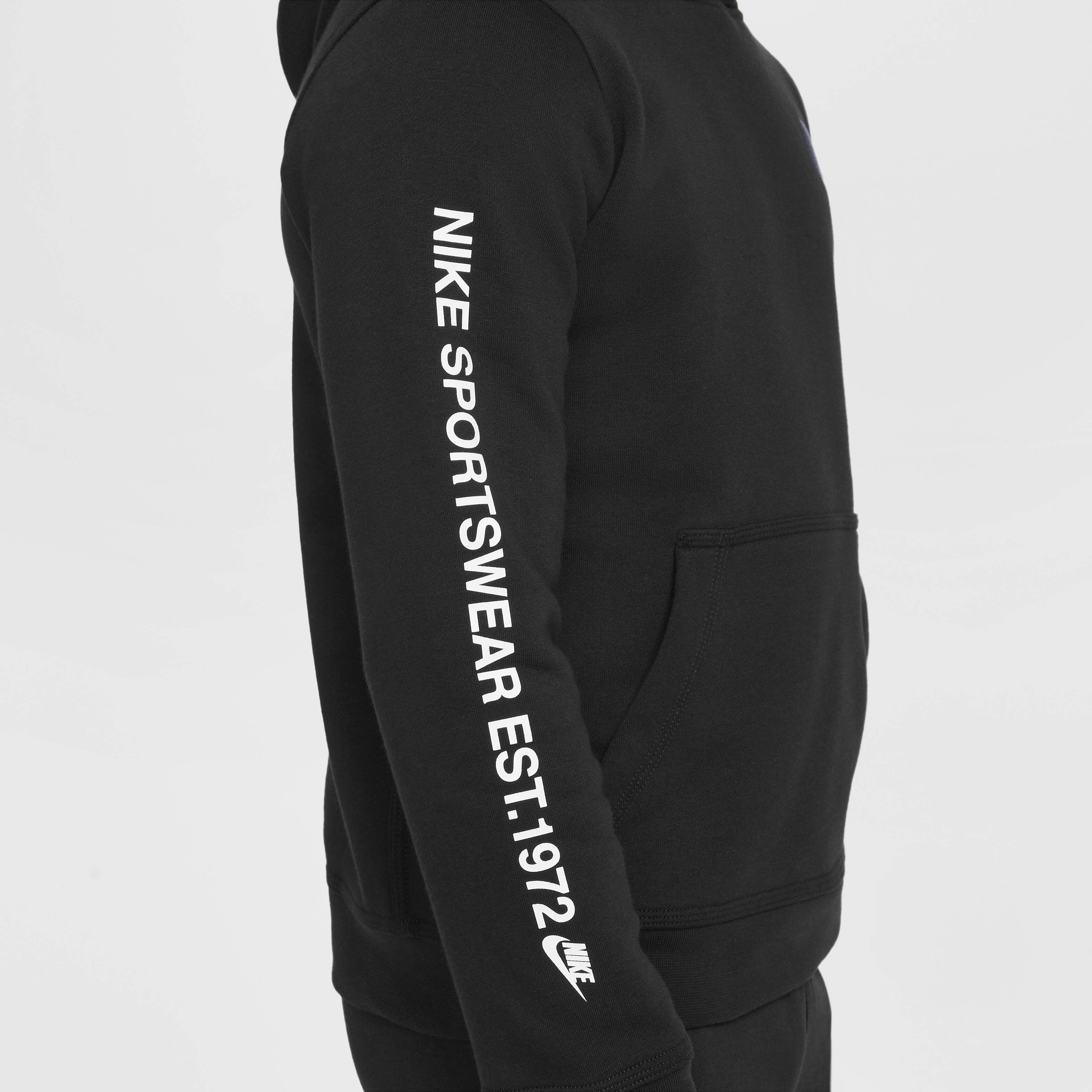 Nike Sportswear Standard Issue image number 4