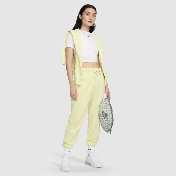 Nike Heritage image number 8 Nike Heritage image number 8