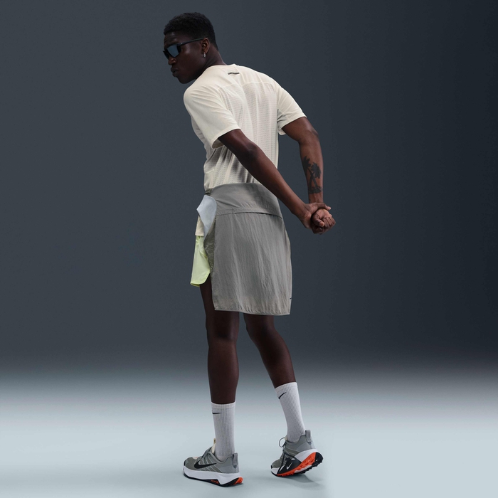 نايكي سولار تشيس image number 4 نايكي سولار تشيس image number 4