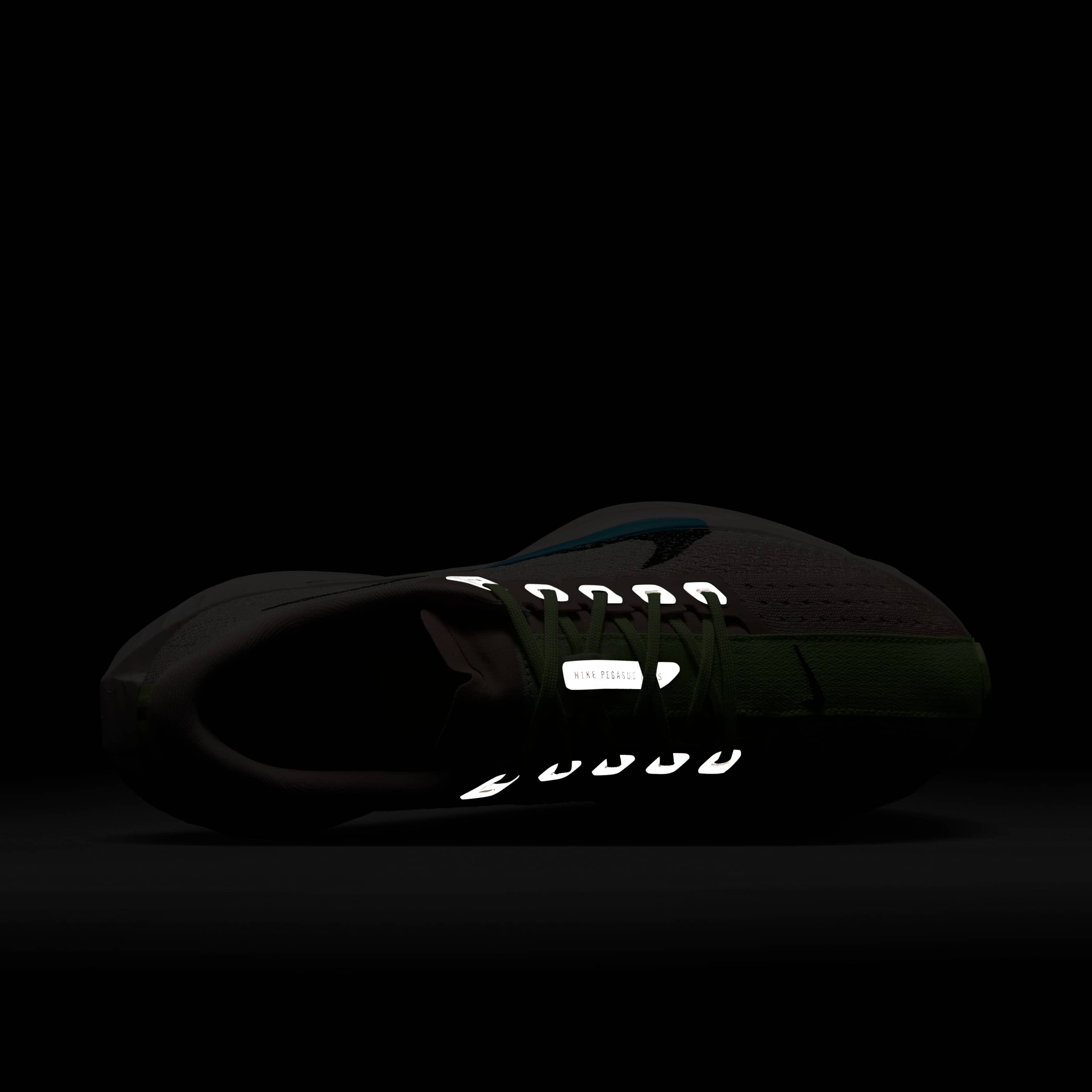 Nike Pegasus Plus image number 8