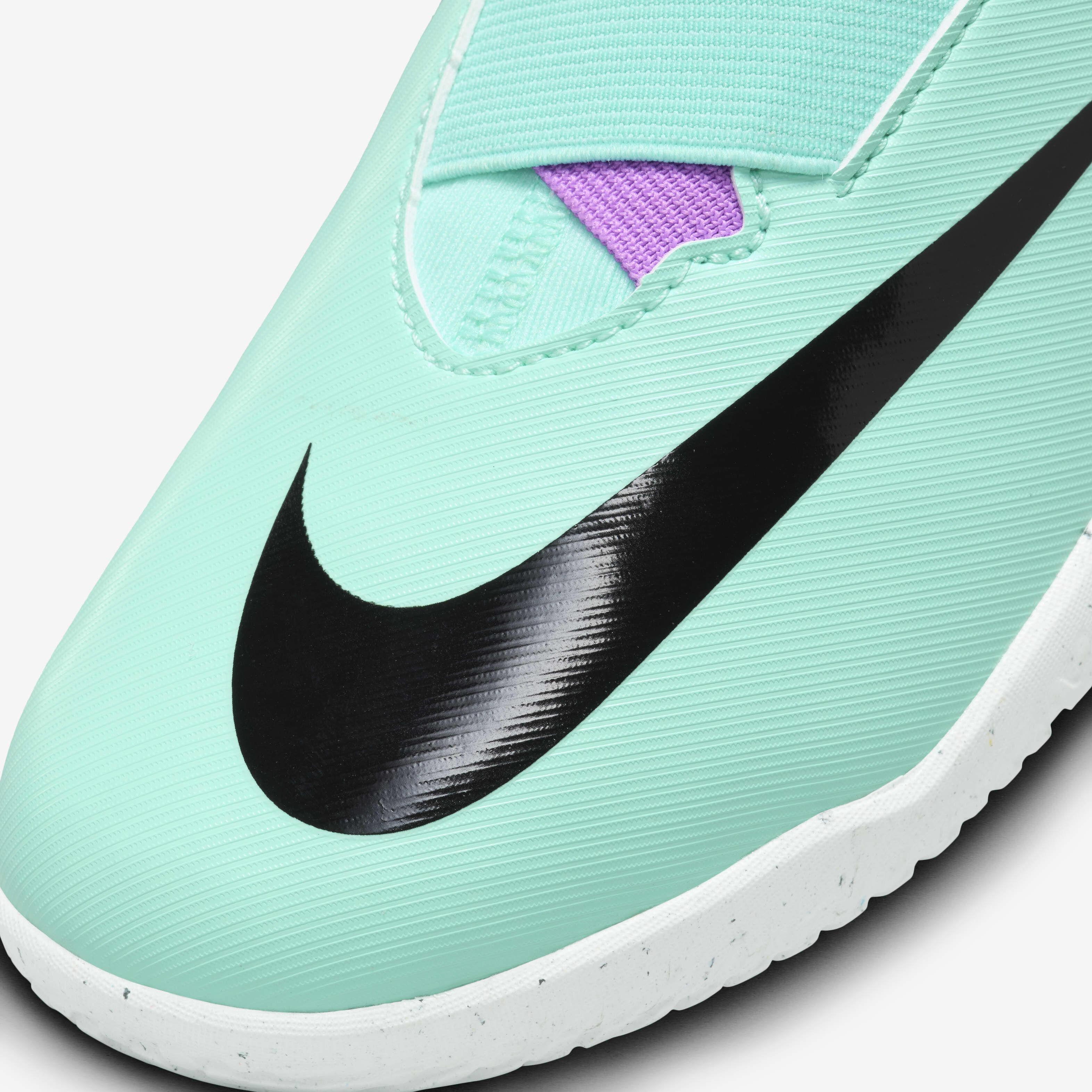 Buy Nike Jr. Mercurial Vapor 15 Academy Younger Older Kids Indoor Court Low Top Football Shoes Nike Kuwait Official