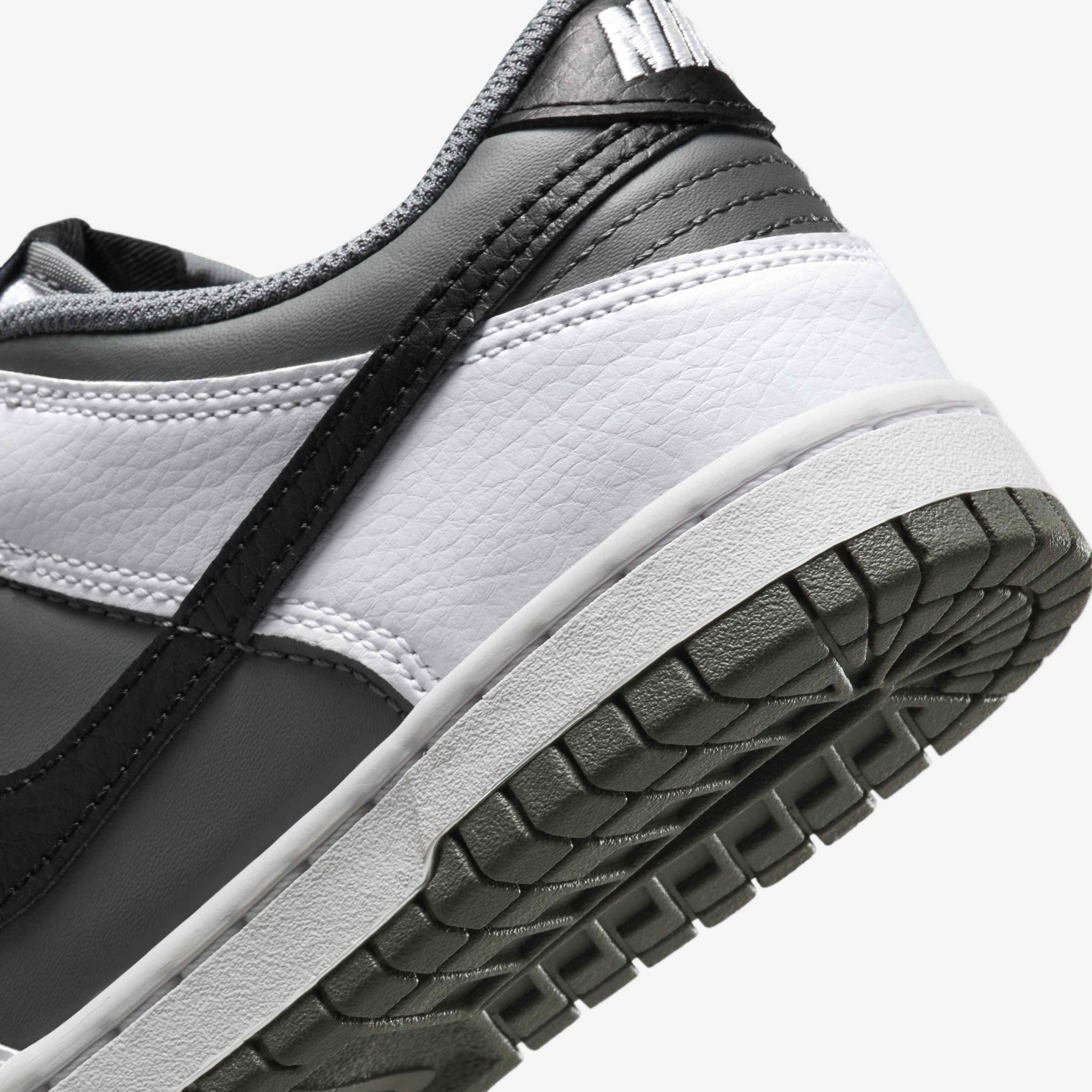 Nike Dunk Low image number 7