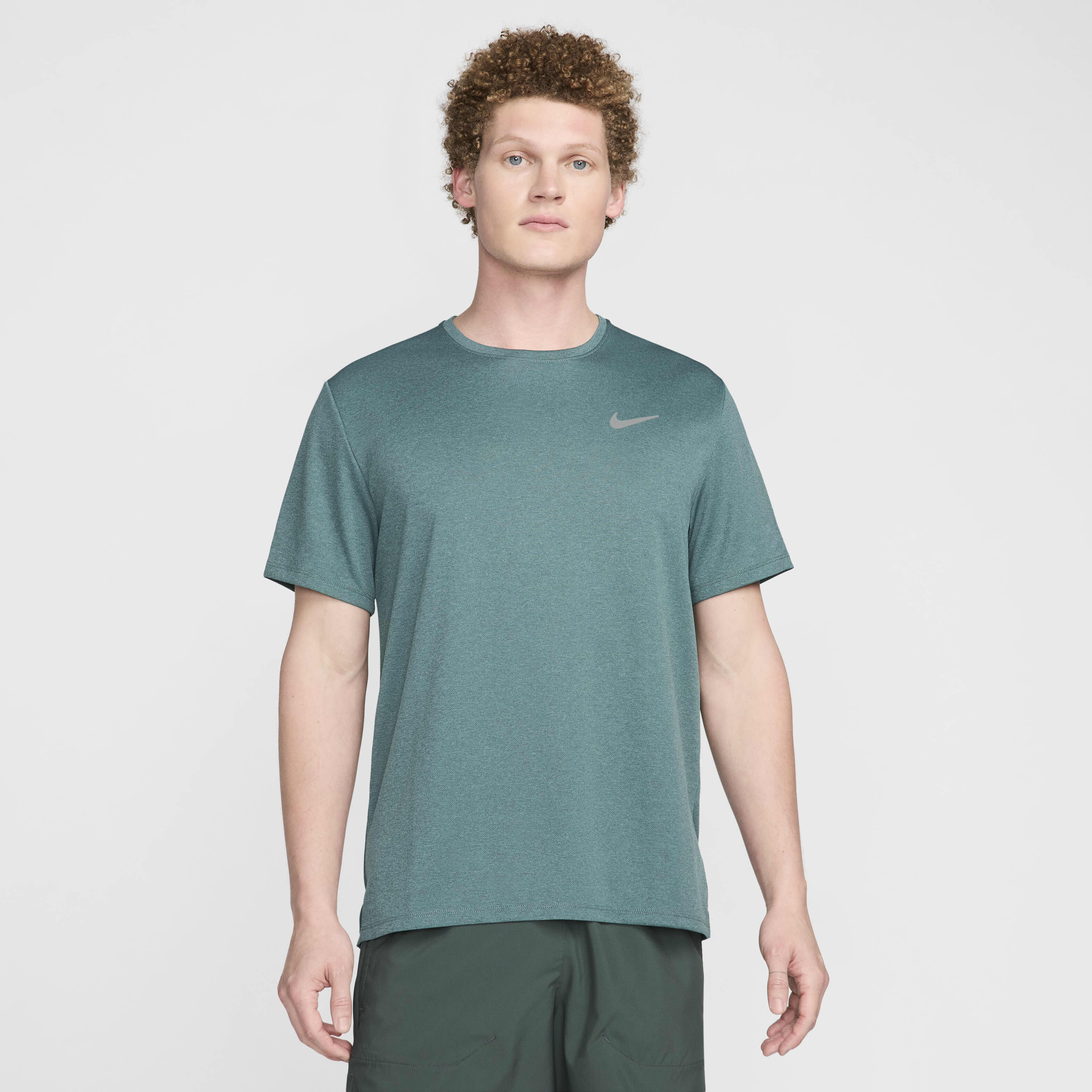 Nike men's dry miler graphic t-shirt outlet