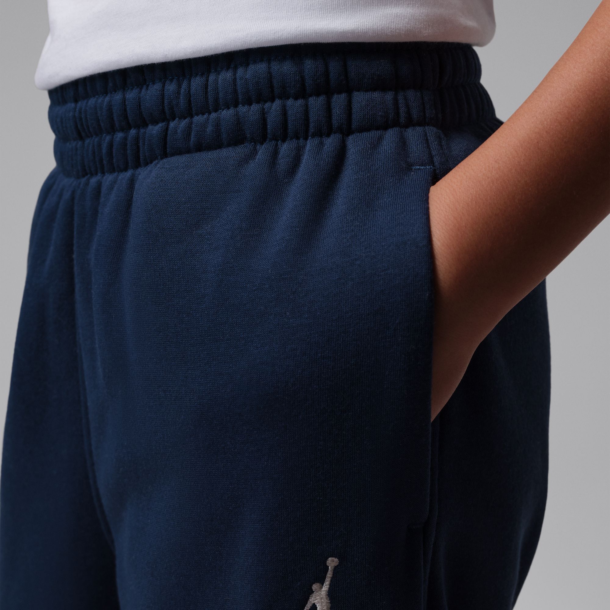 Jordan image number 3