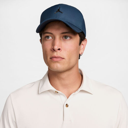 ملابس و أحذية رياضية-جوردن, جوردن رايز, قبعة جمبمان