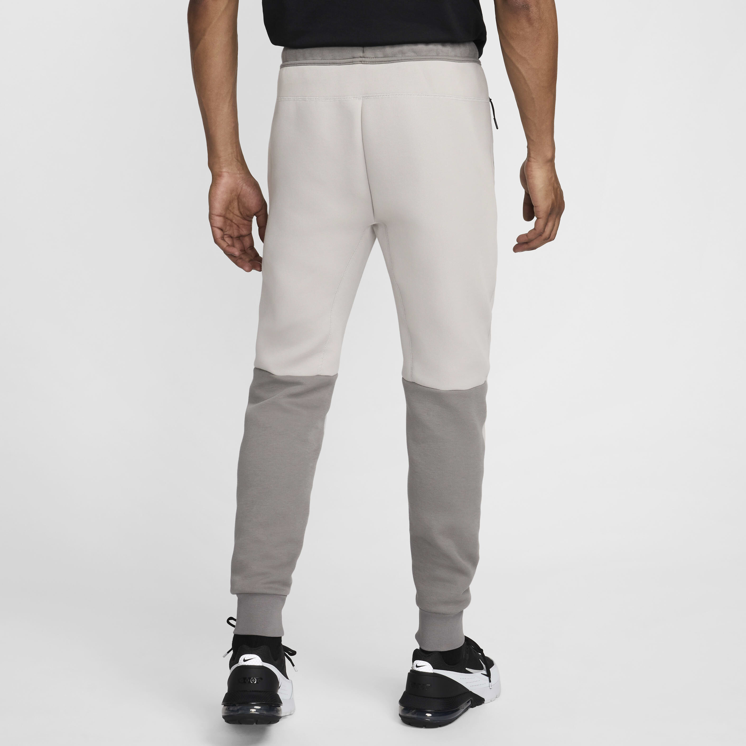 Nike tech fleece joggers light grey outlet