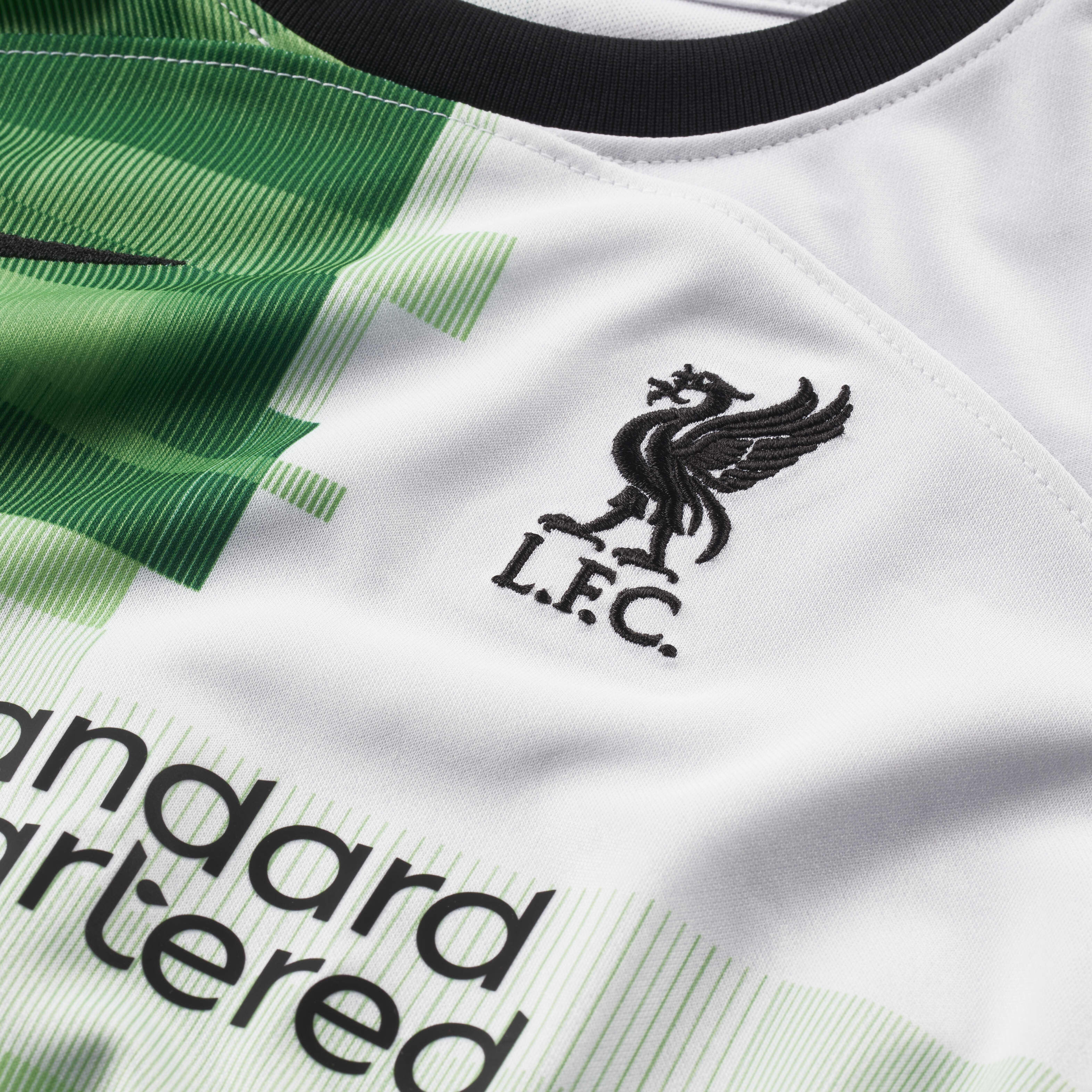 Liverpool F.C. 2023/24 Away image number 9