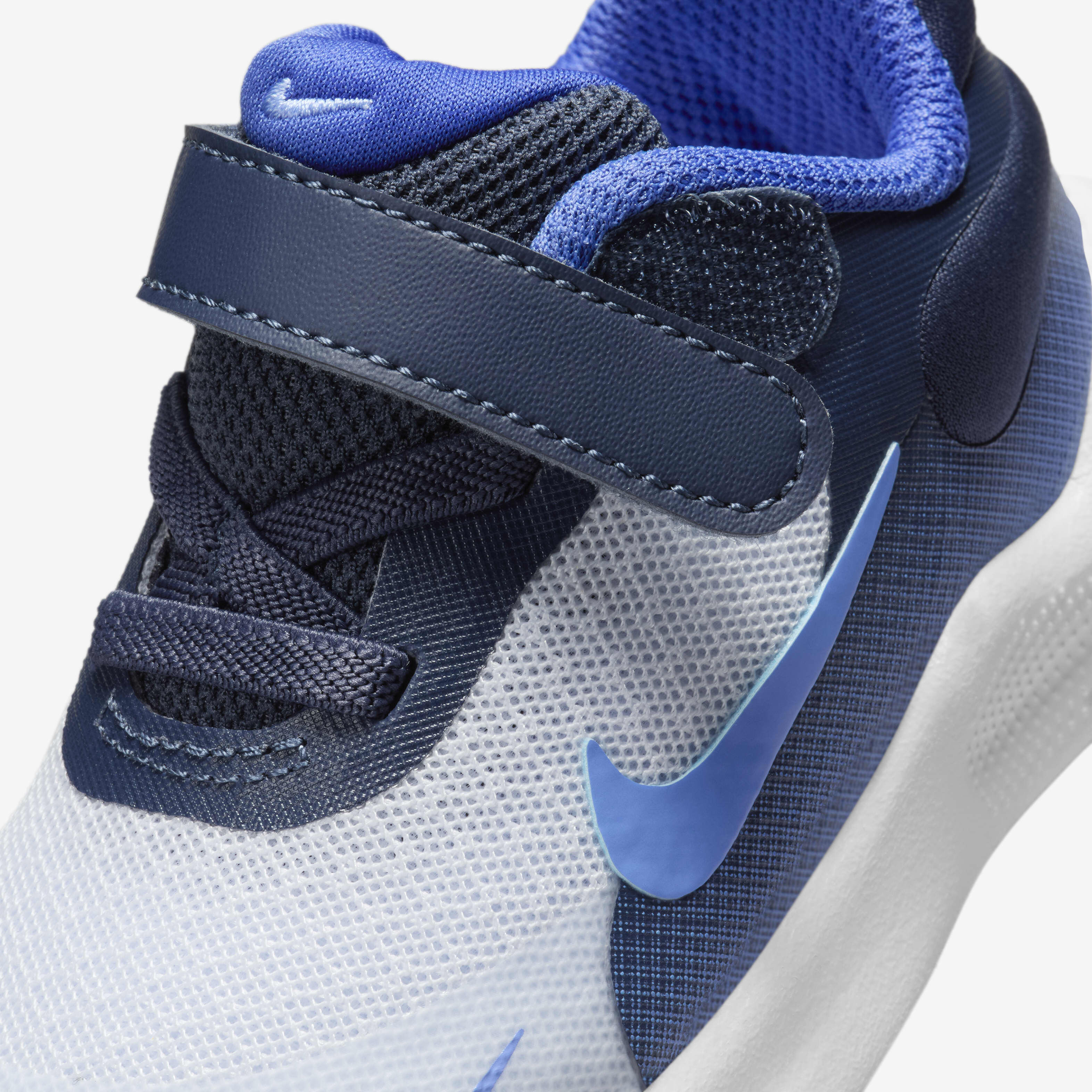 Nike Revolution 7 image number 6