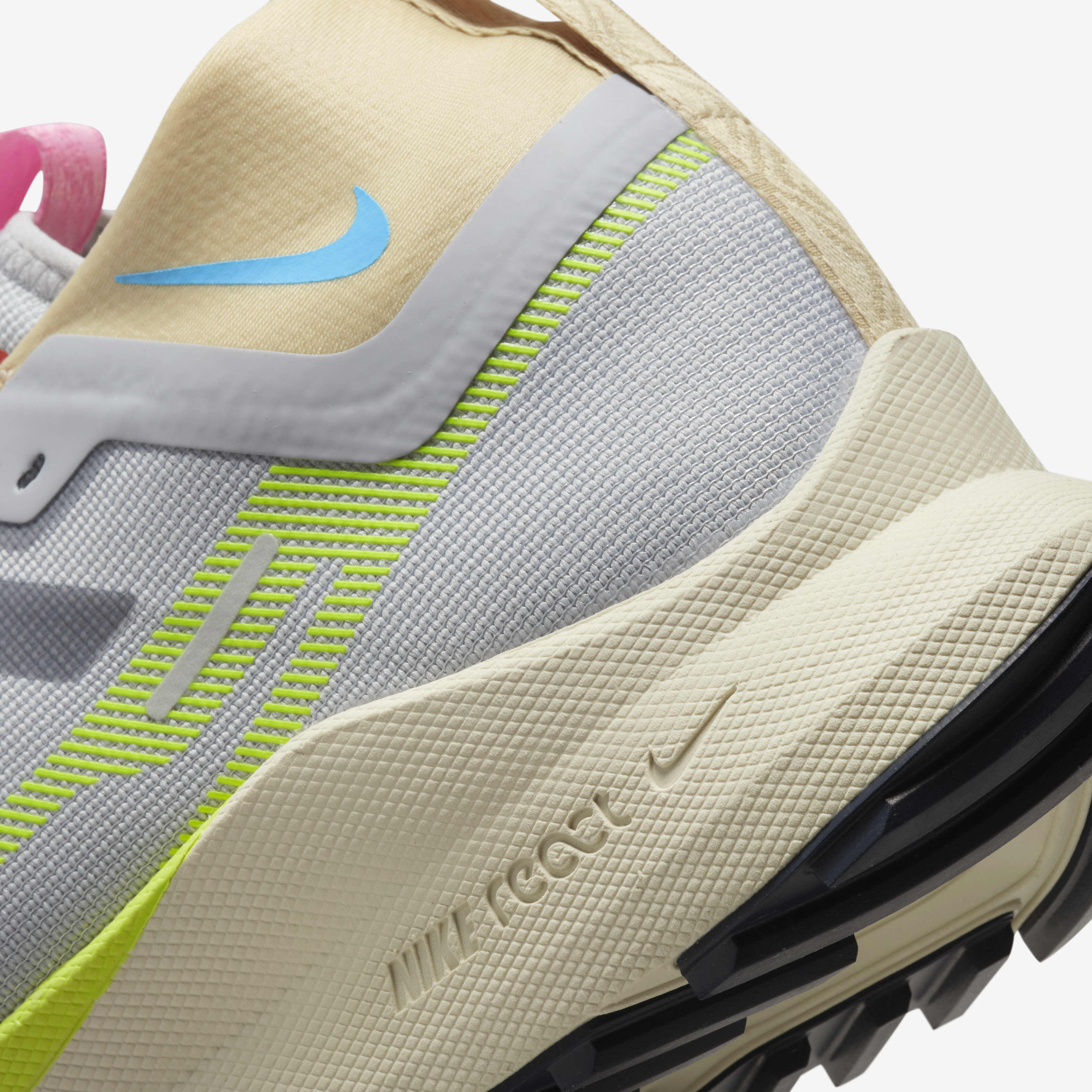 نايكي رياكت بيجاسوس تريل 4 جور-تيكس image number 7