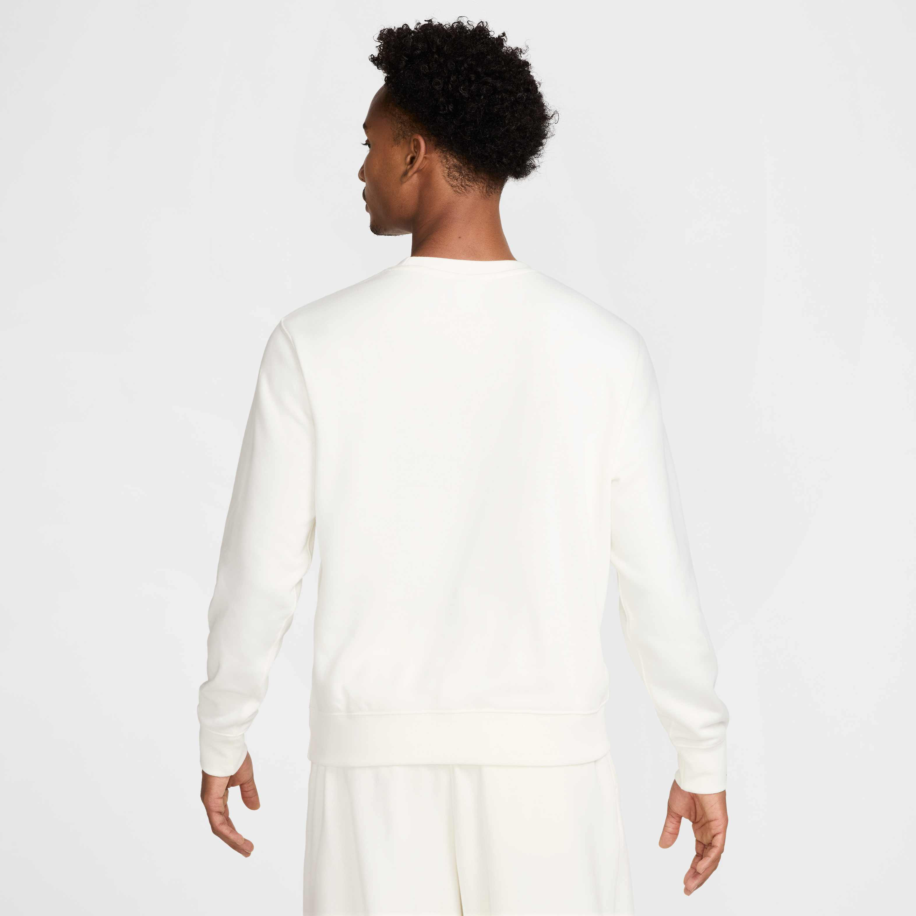 نايكي كلوب image number 1