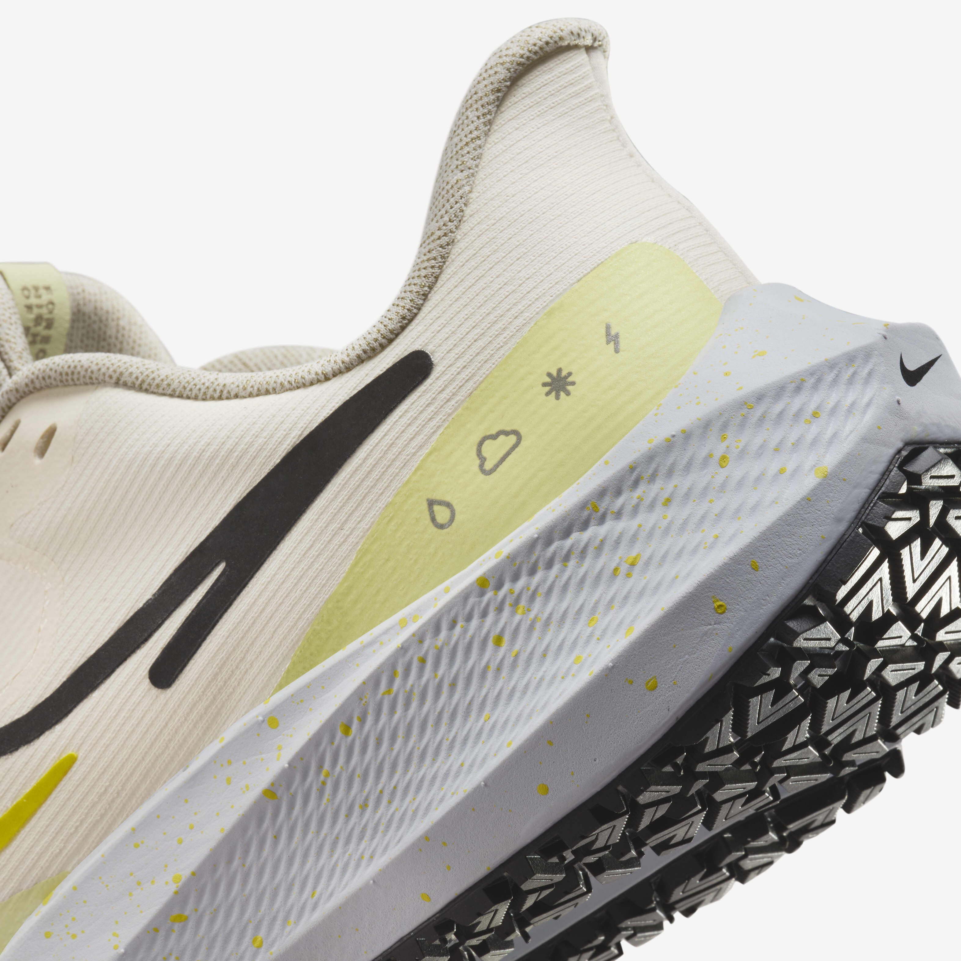 Nike Pegasus 39 Shield image number 7