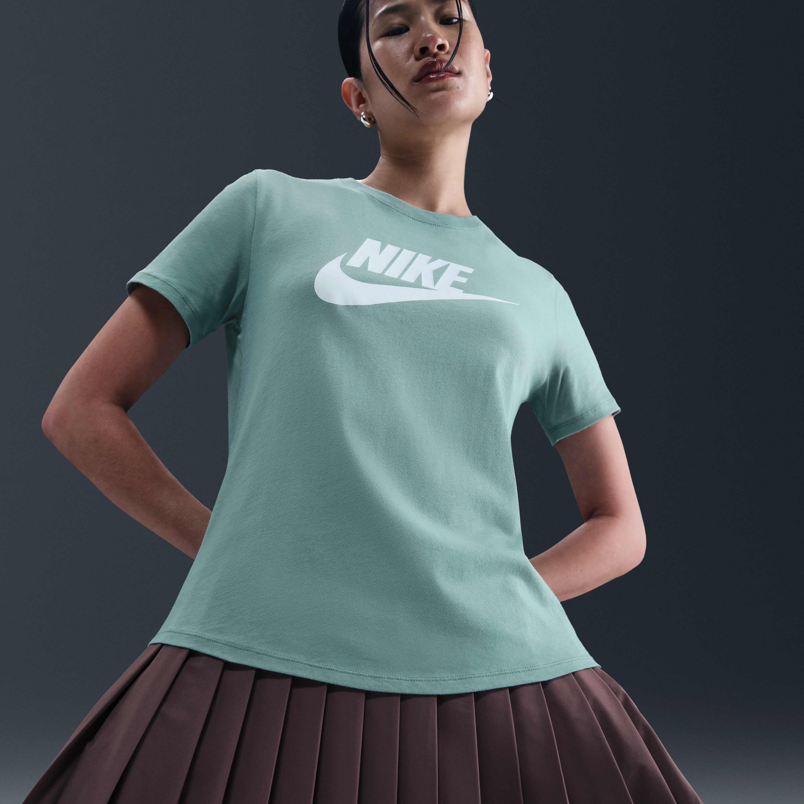 نايكي سبورتسوير ايسنشالز image number 2