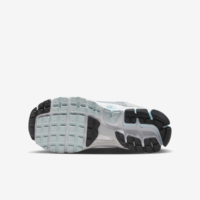 Nike Vomero 5 image number 1 Nike Vomero 5 image number 1