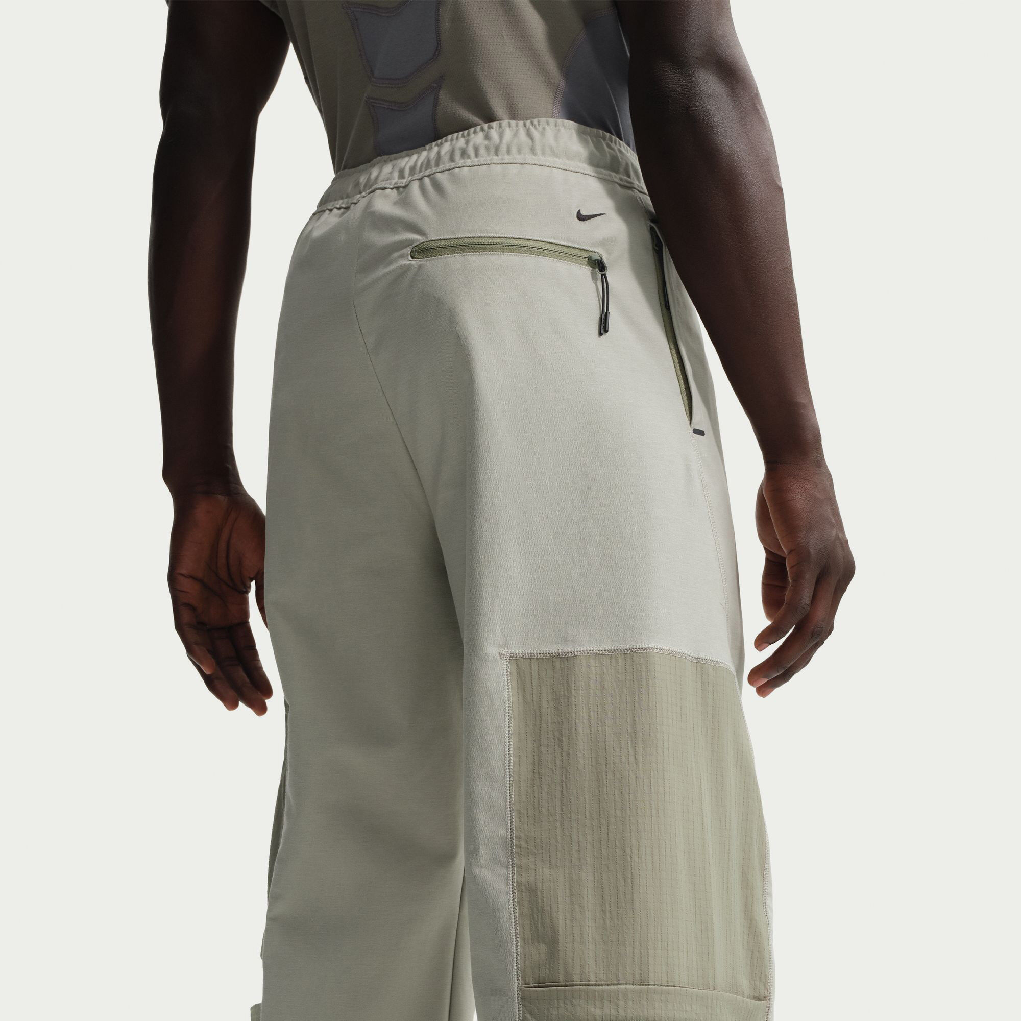 نايكي تك image number 3