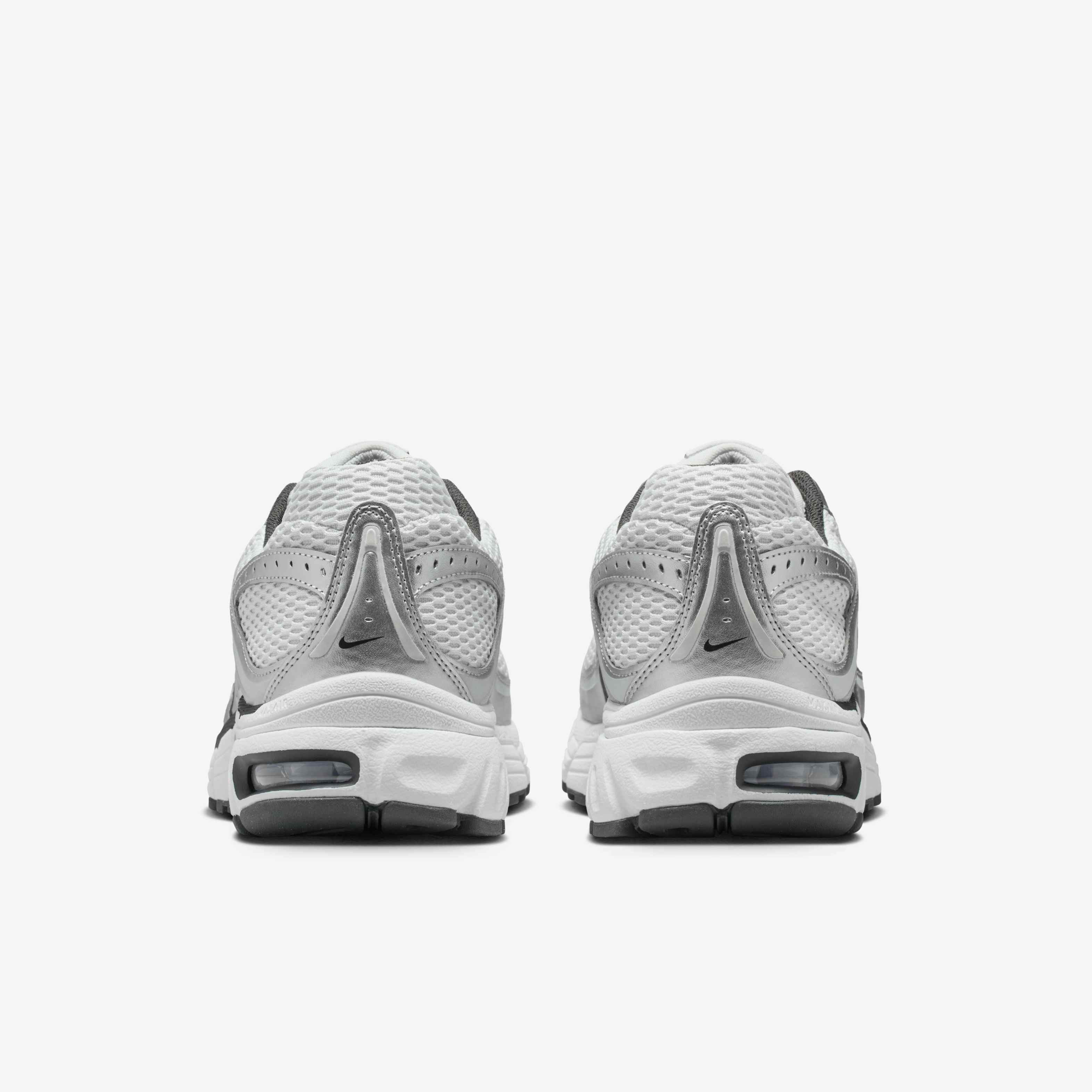 Nike Air Max Moto 2K image number 5